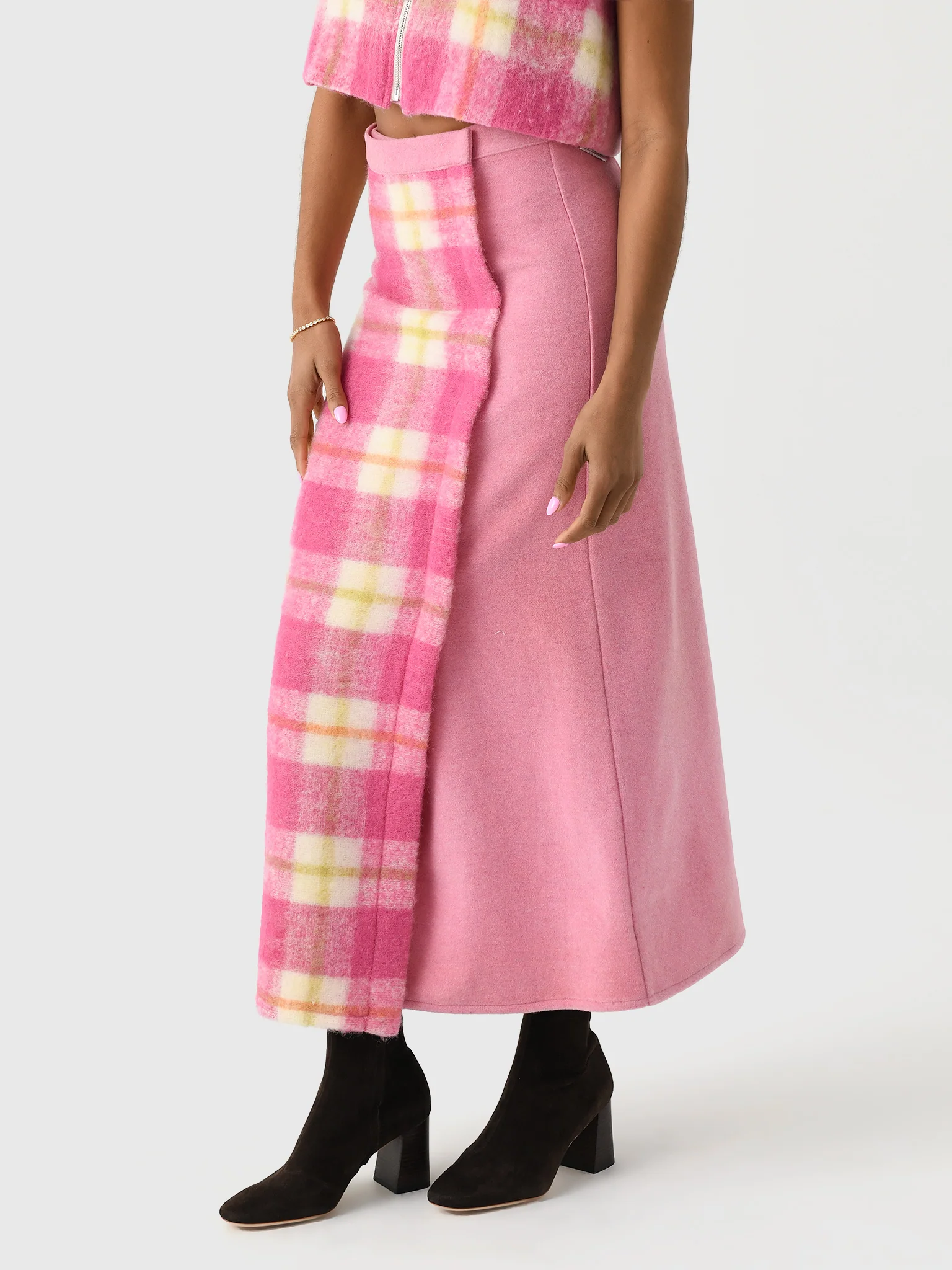 AVN Women's Crossed Skirt - Image 3