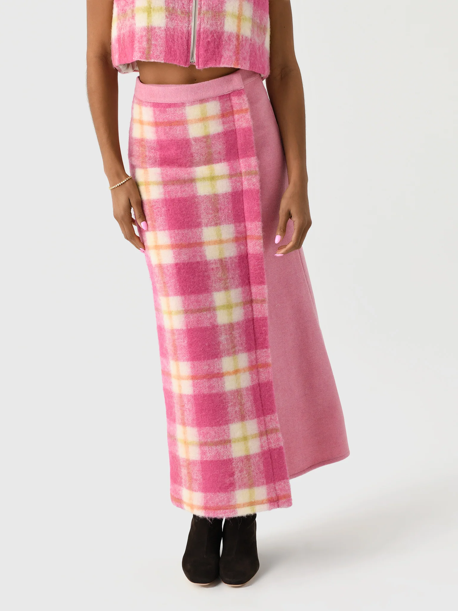 AVN Women's Crossed Skirt - Image 5