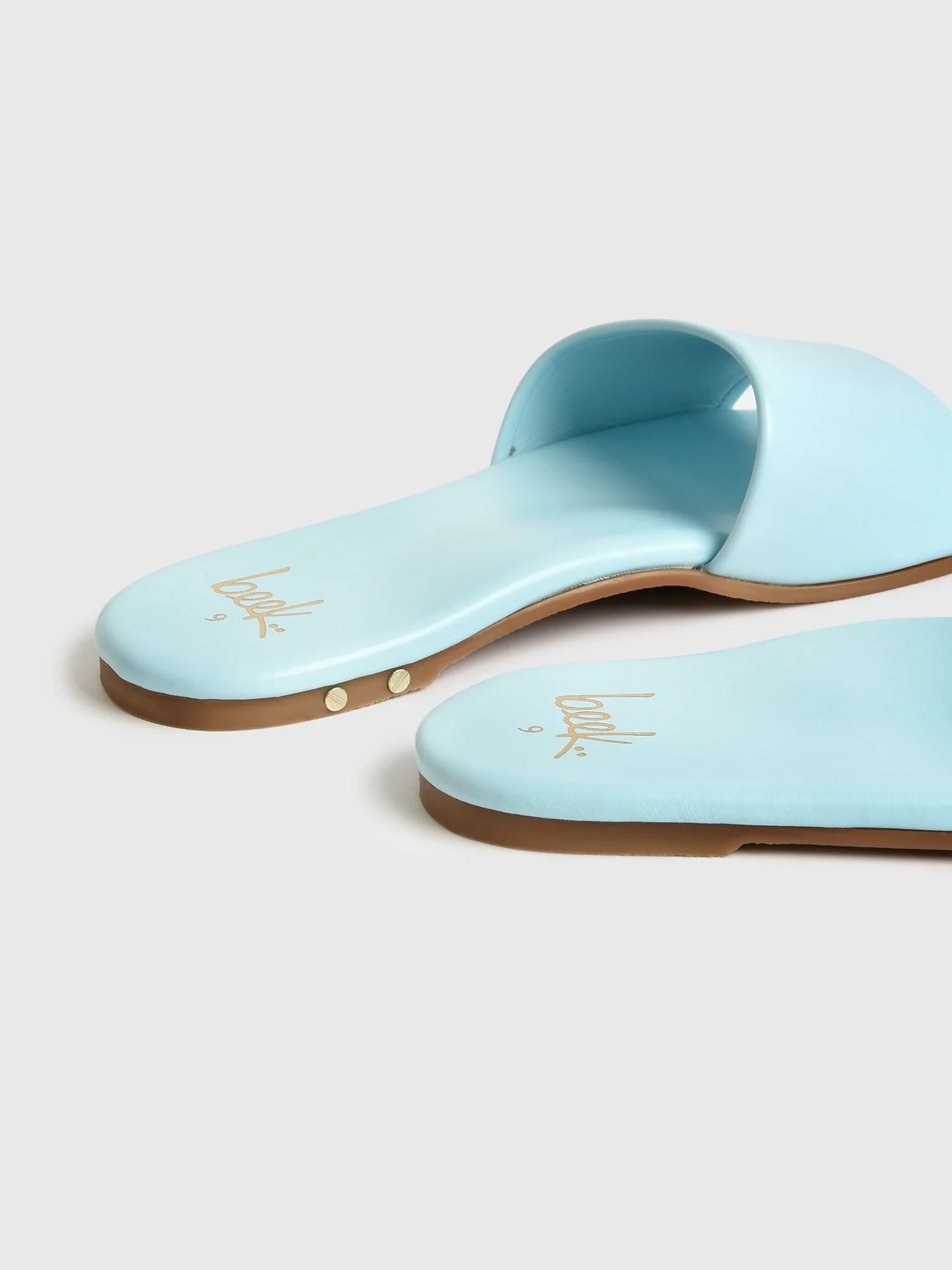 Beek Women's Honeybird Slide Sandal - Image 4