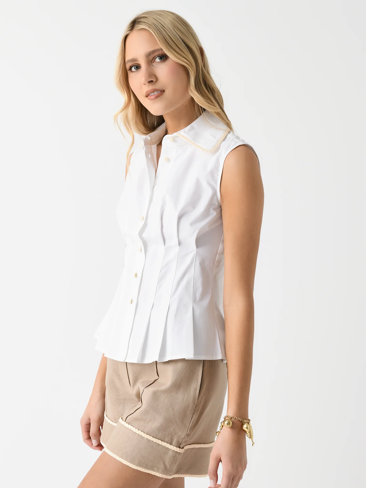 CLEA Women's Haven Sleeveless Shirt - Image 4