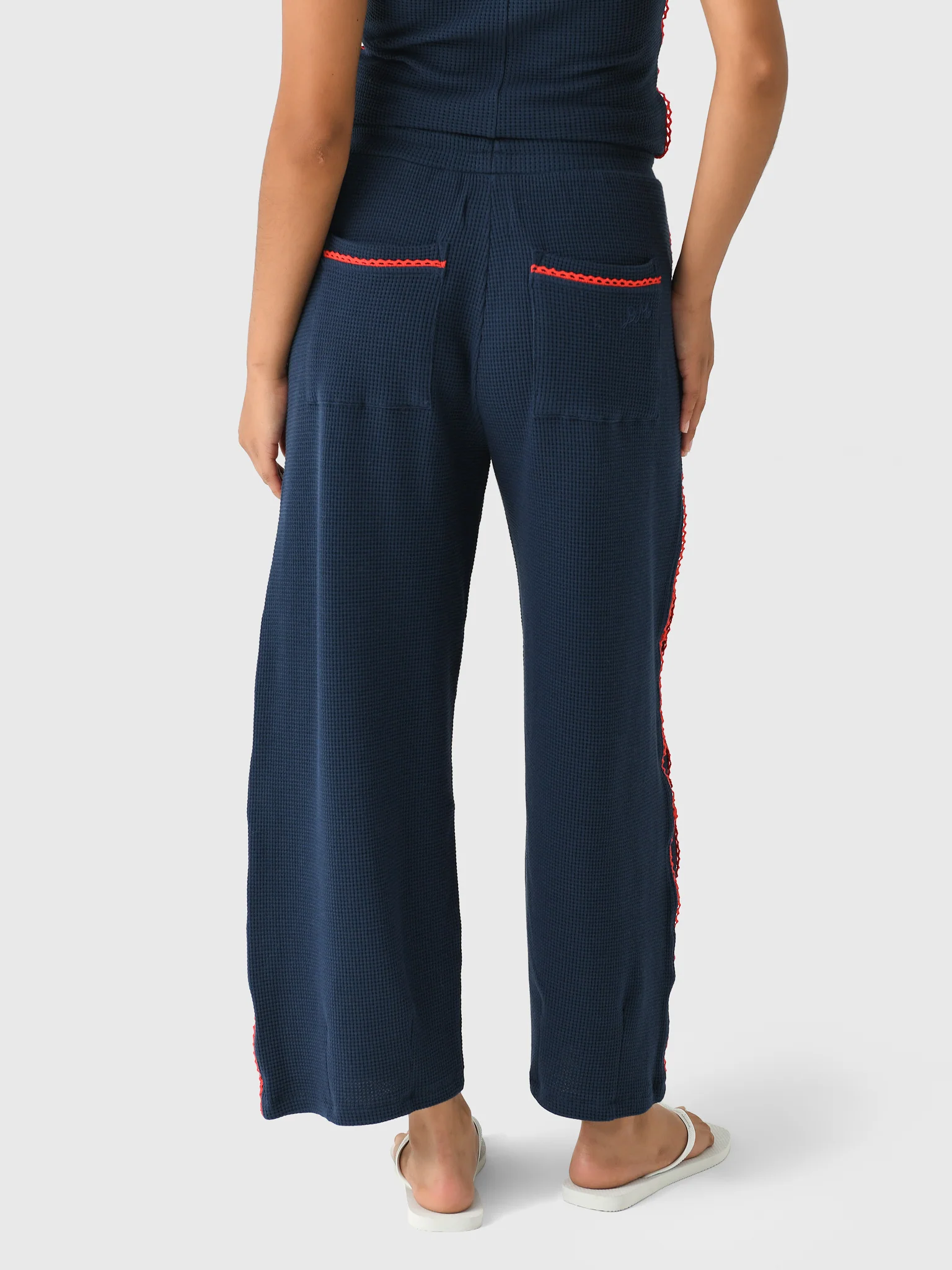 Damson Madder Women's Piper Kickflare Jogger - Image 4