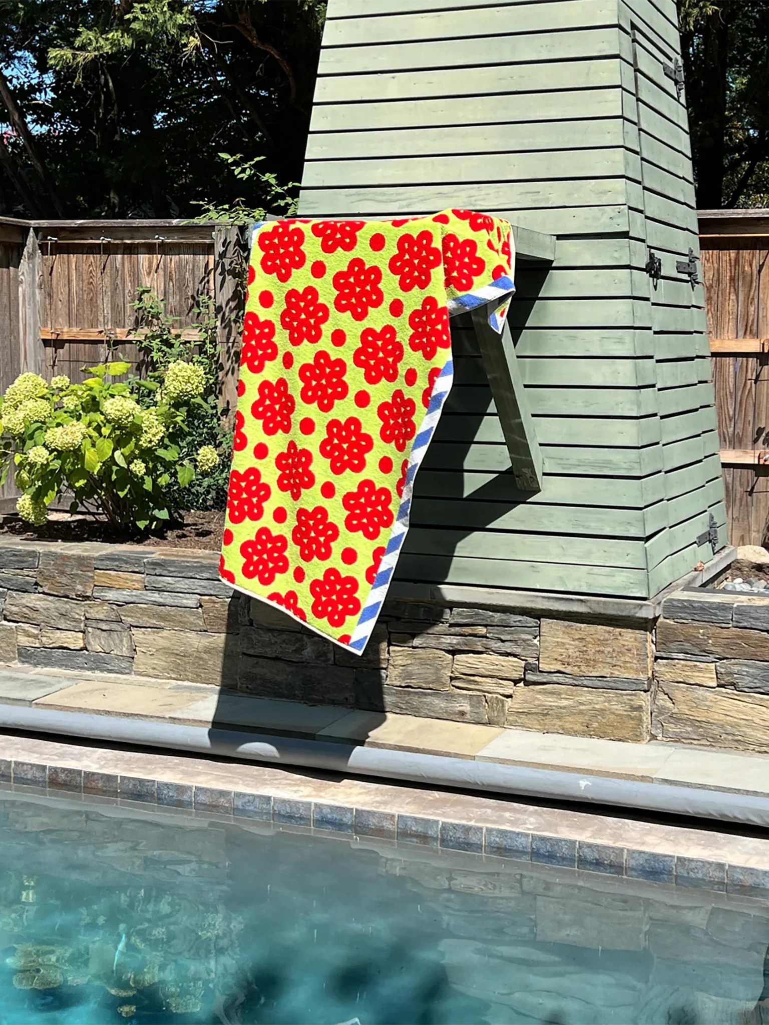 Dusen Dusen Beach Towel - Image 2