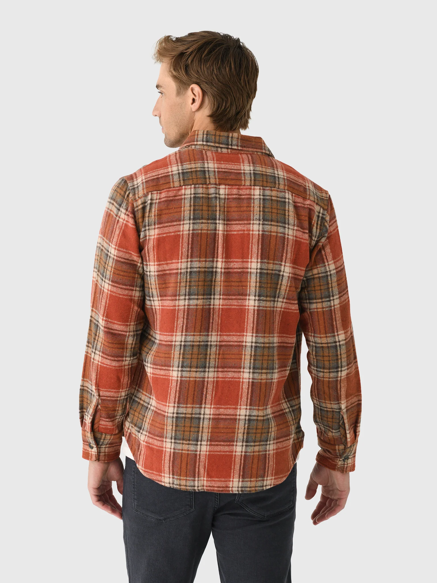 East Cape Men's Plaid Flannel Shirt - Image 4