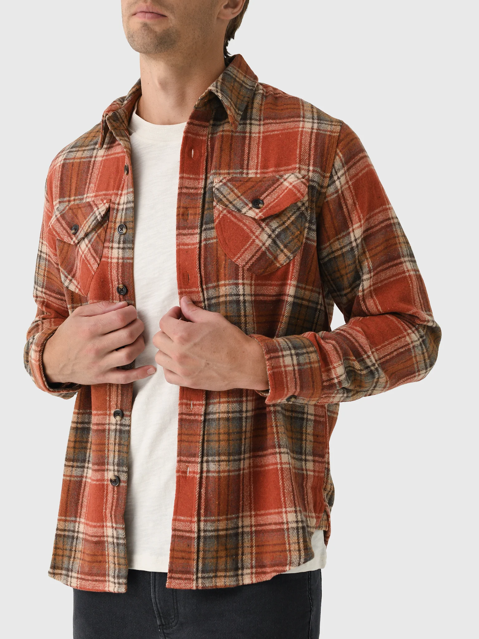 East Cape Men's Plaid Flannel Shirt - Image 5