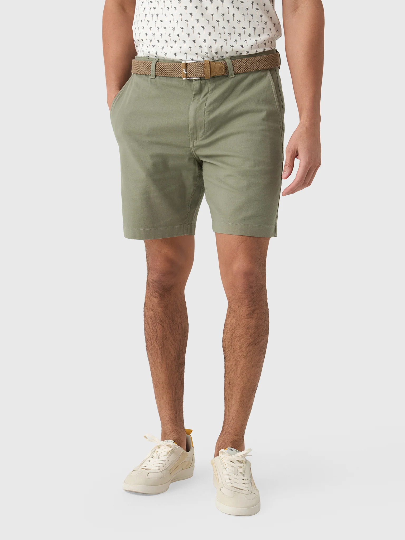 Faherty Brand Men's Essential Chino 8" Short - Image 15