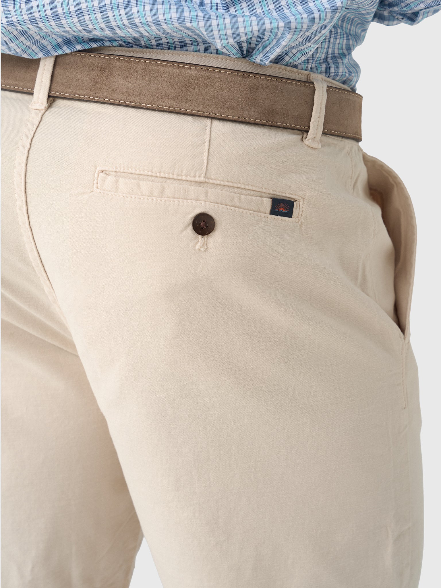 Faherty Brand Men's Essential Chino 8" Short - Image 5