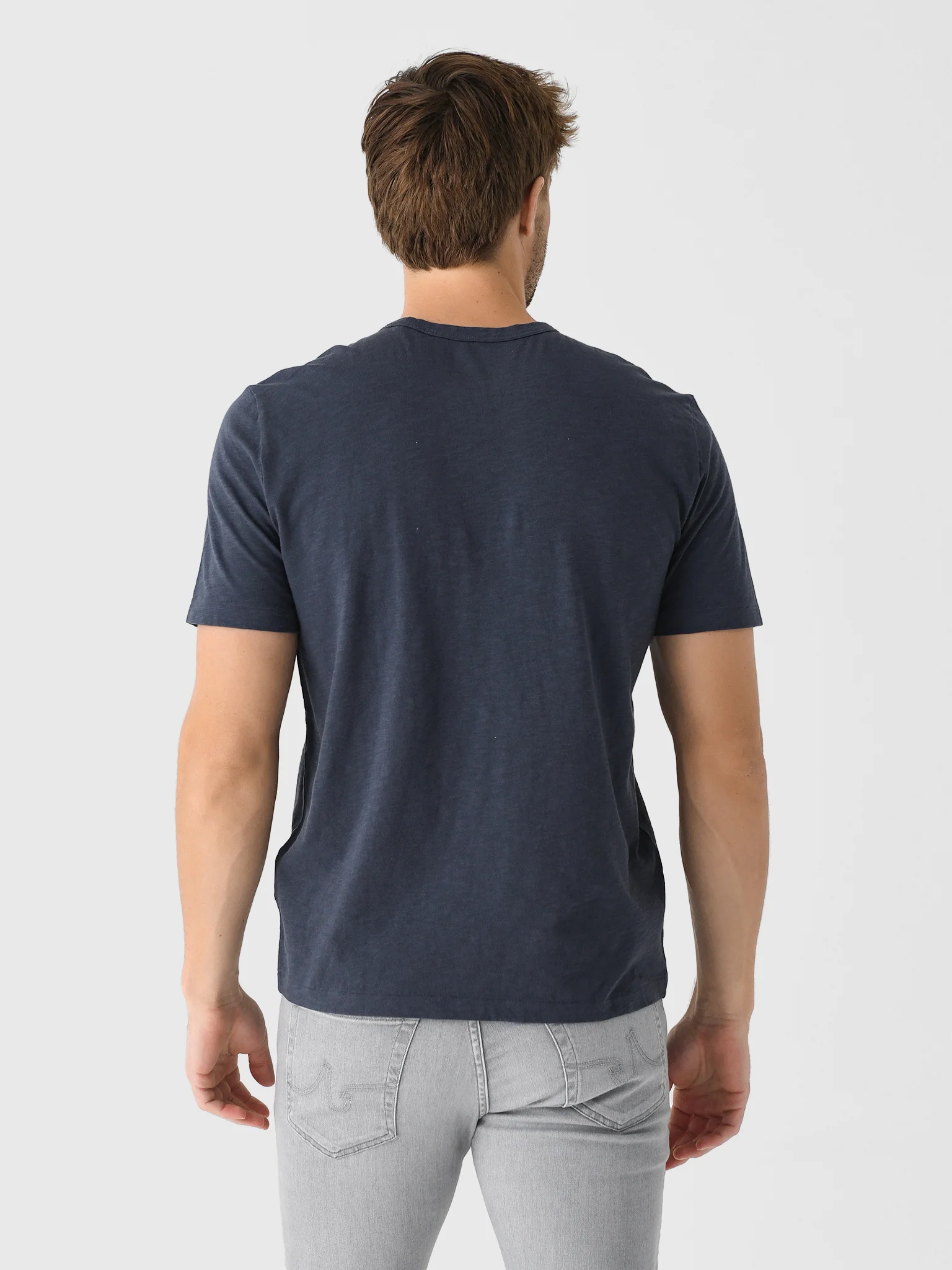 Faherty Brand Men's Sunwashed Regenerative Pocket Tee - Image 14