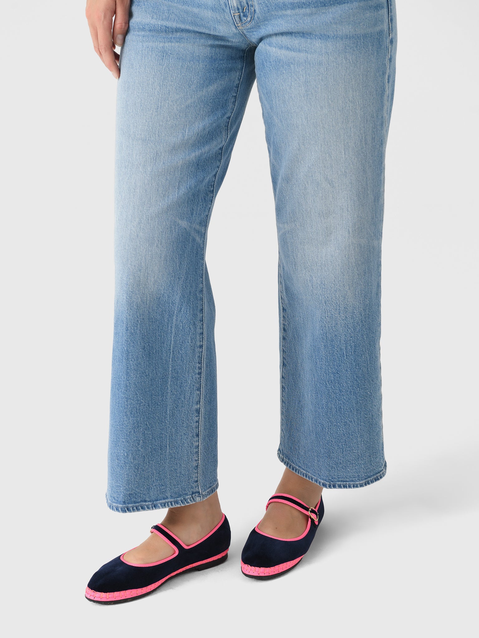 Flabelus Women's Biddy Flat - Image 2