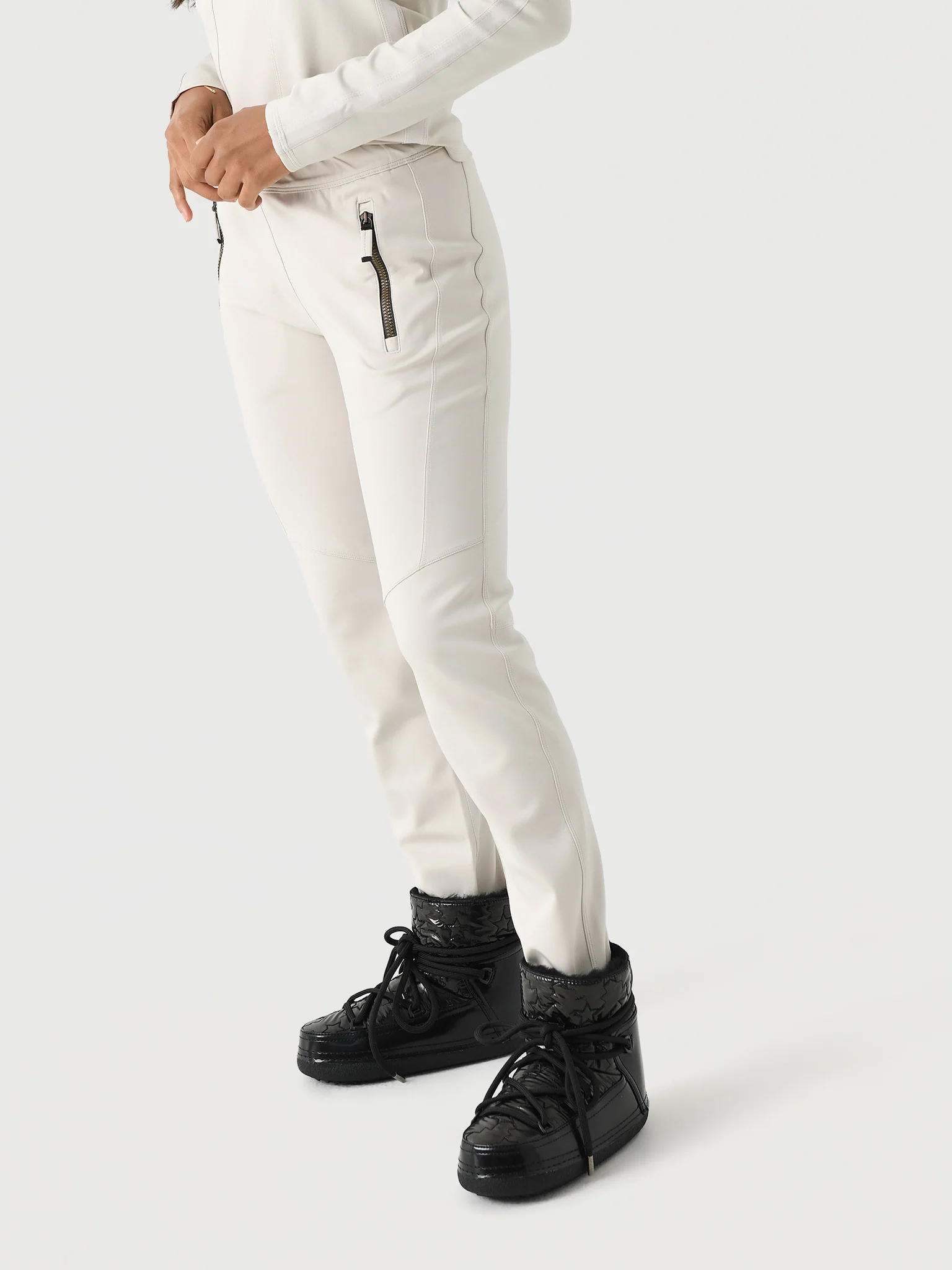 Frauenschuh Women's Clio Leisure Pant - Image 3