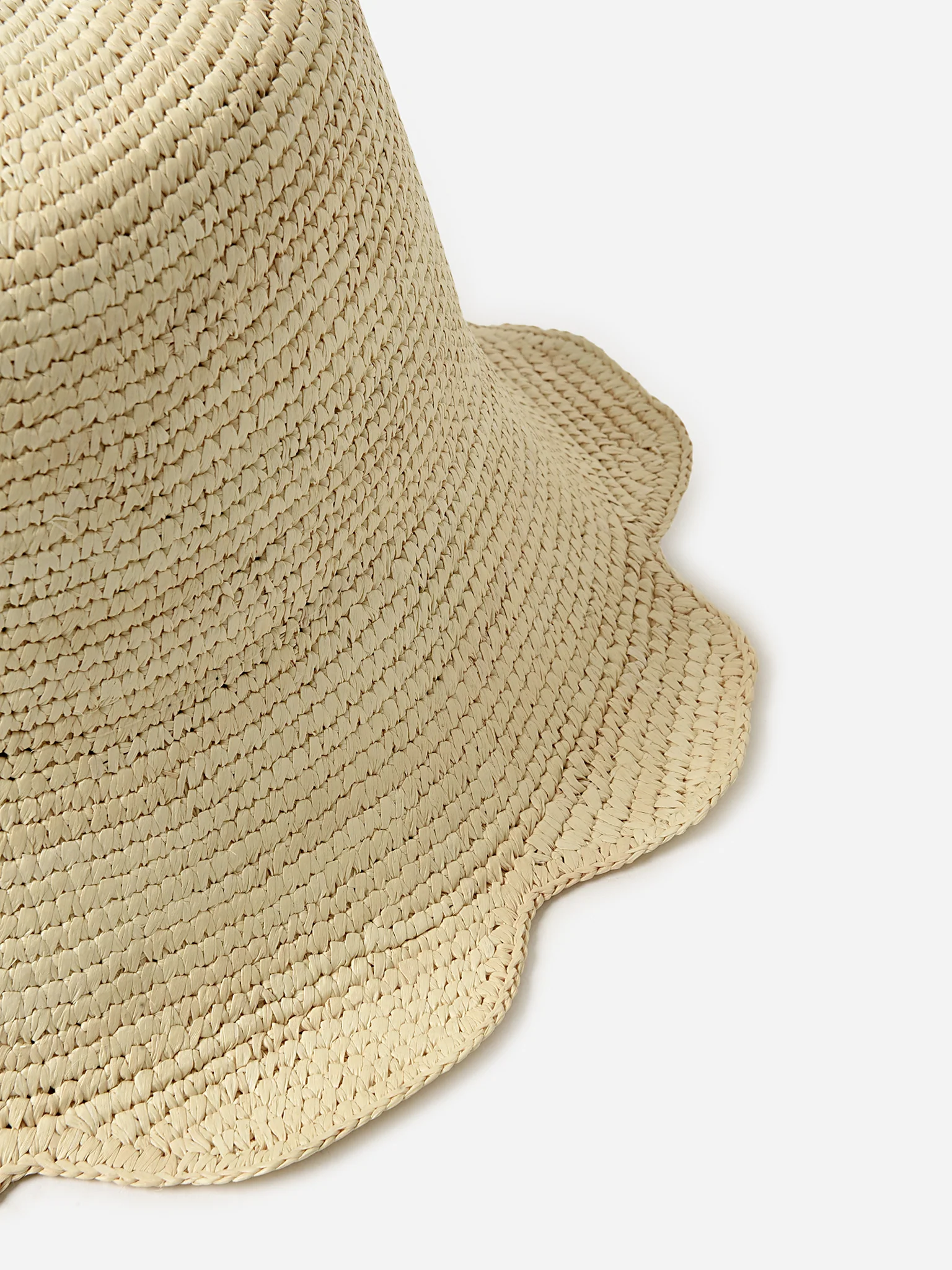 Freya Women's Scallop Crochet Bucket Hat - Image 3