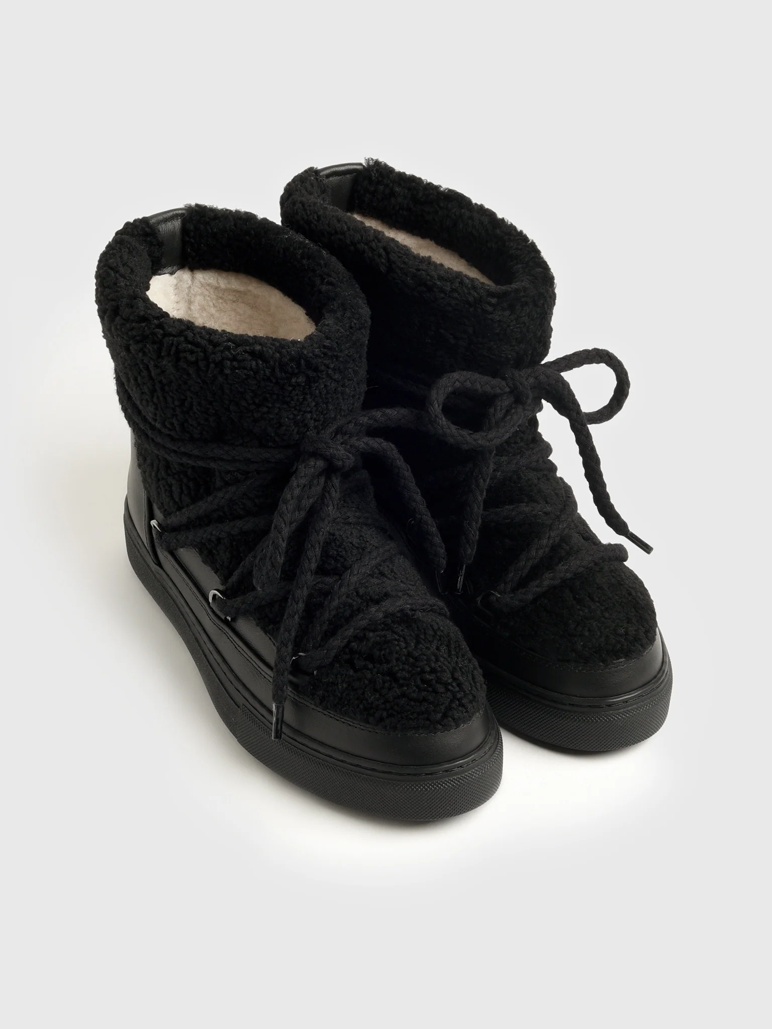 Inuikii Women's Curly Boot