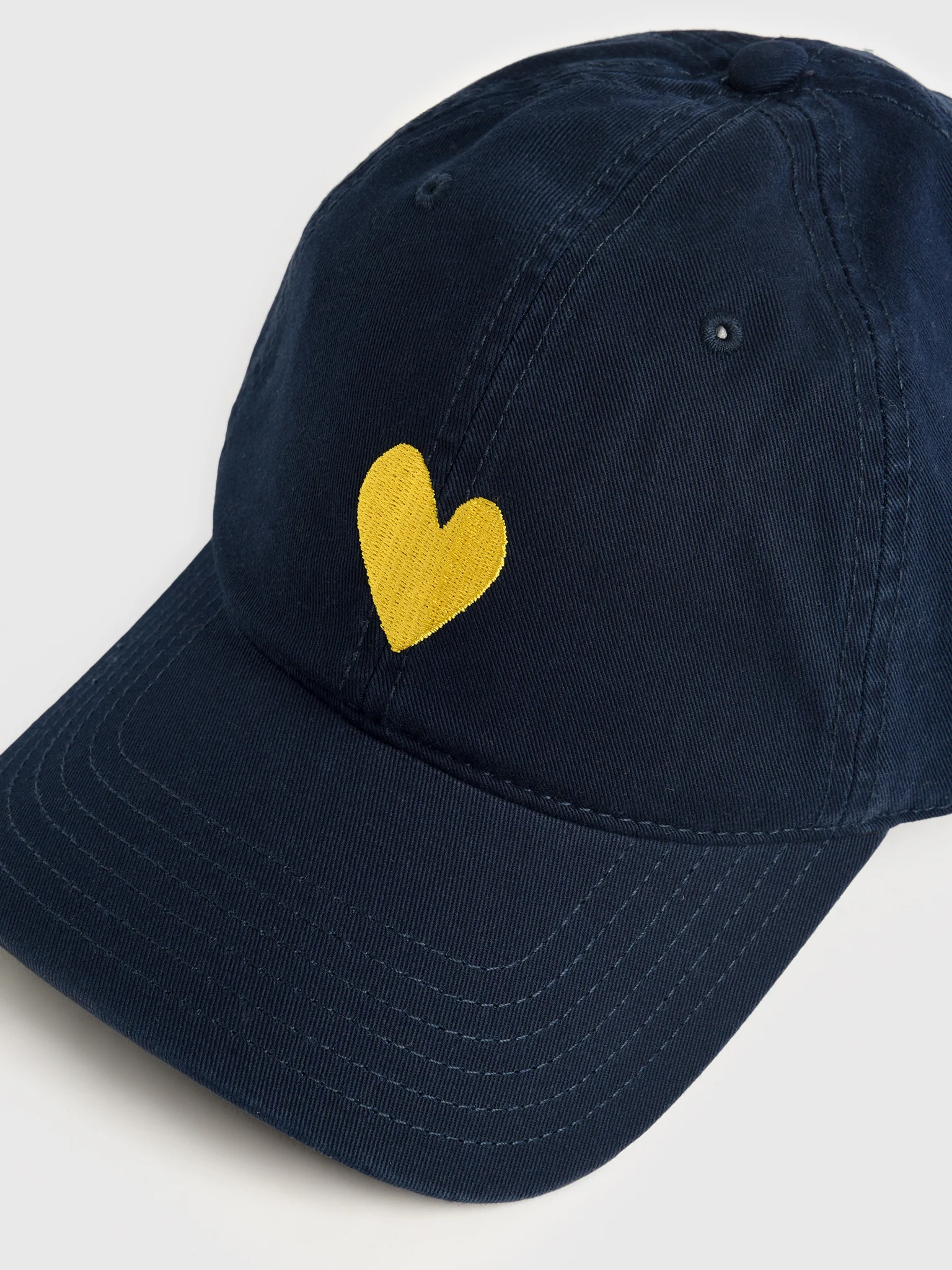 Kerri Rosenthal Women's KR Embroidered Heart Hat - Image 2