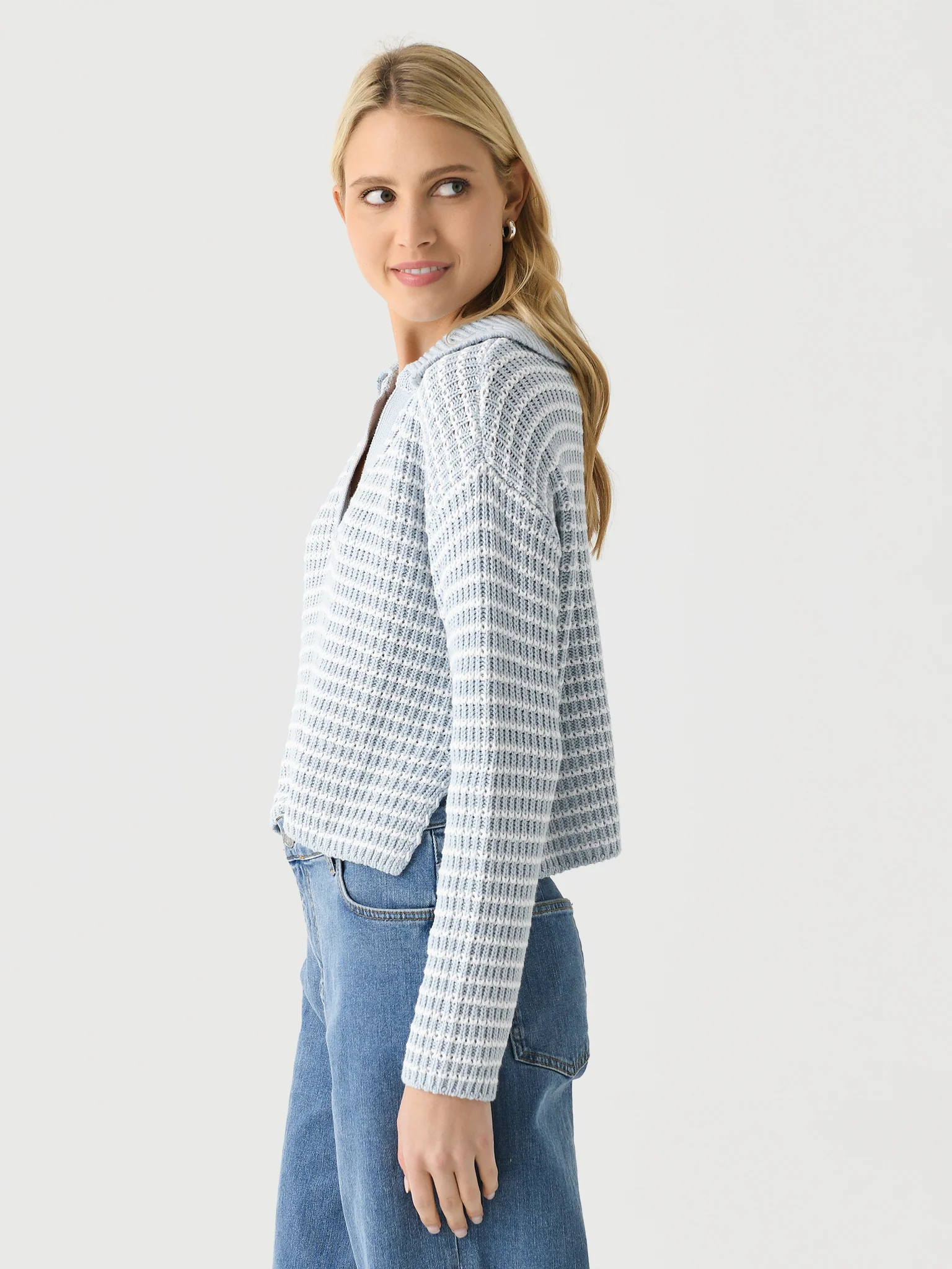LENĂ Women's Collared Sweater - Image 3