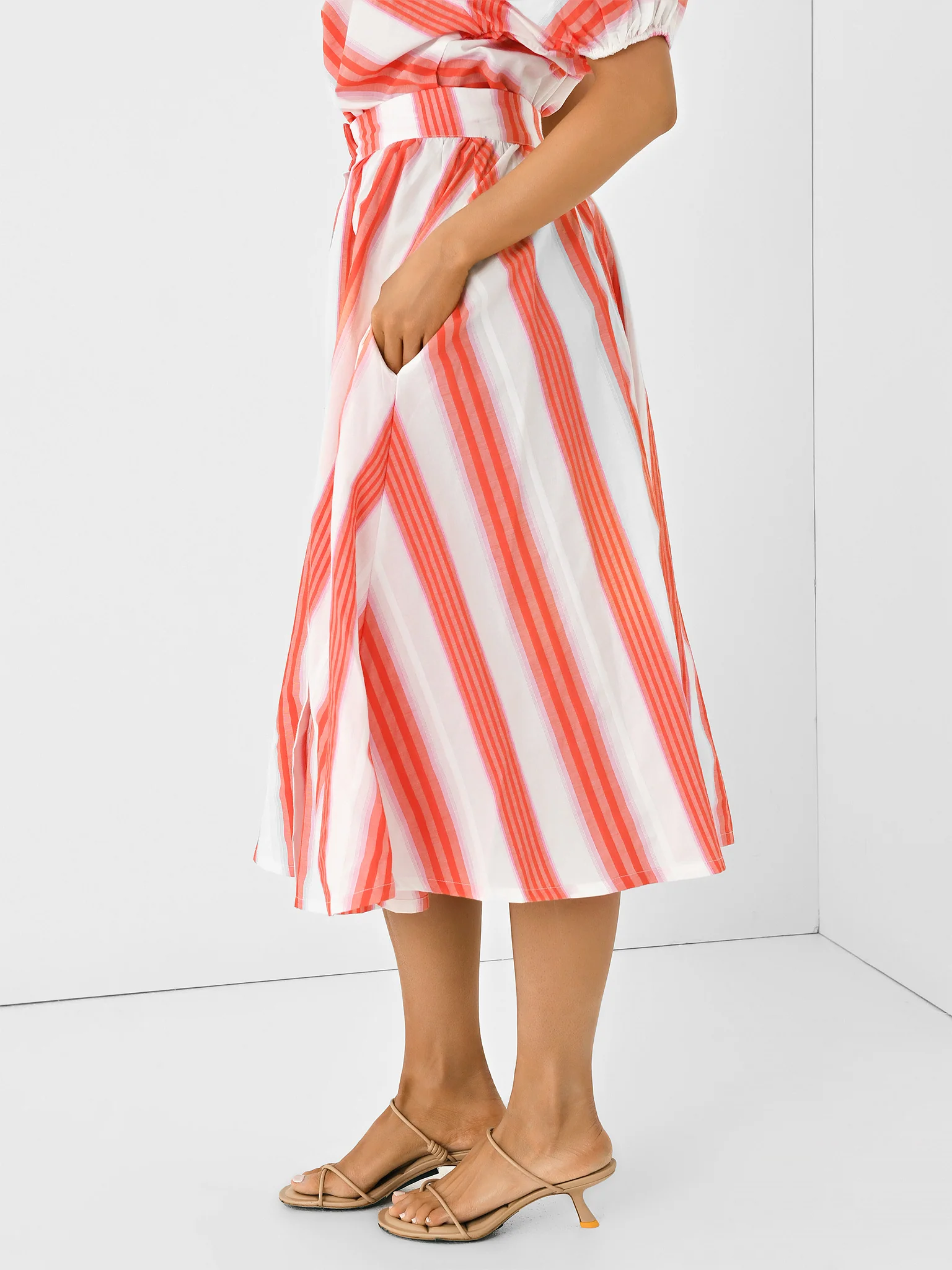 Never A Wallflower Women's Button-Down Skirt - Image 3
