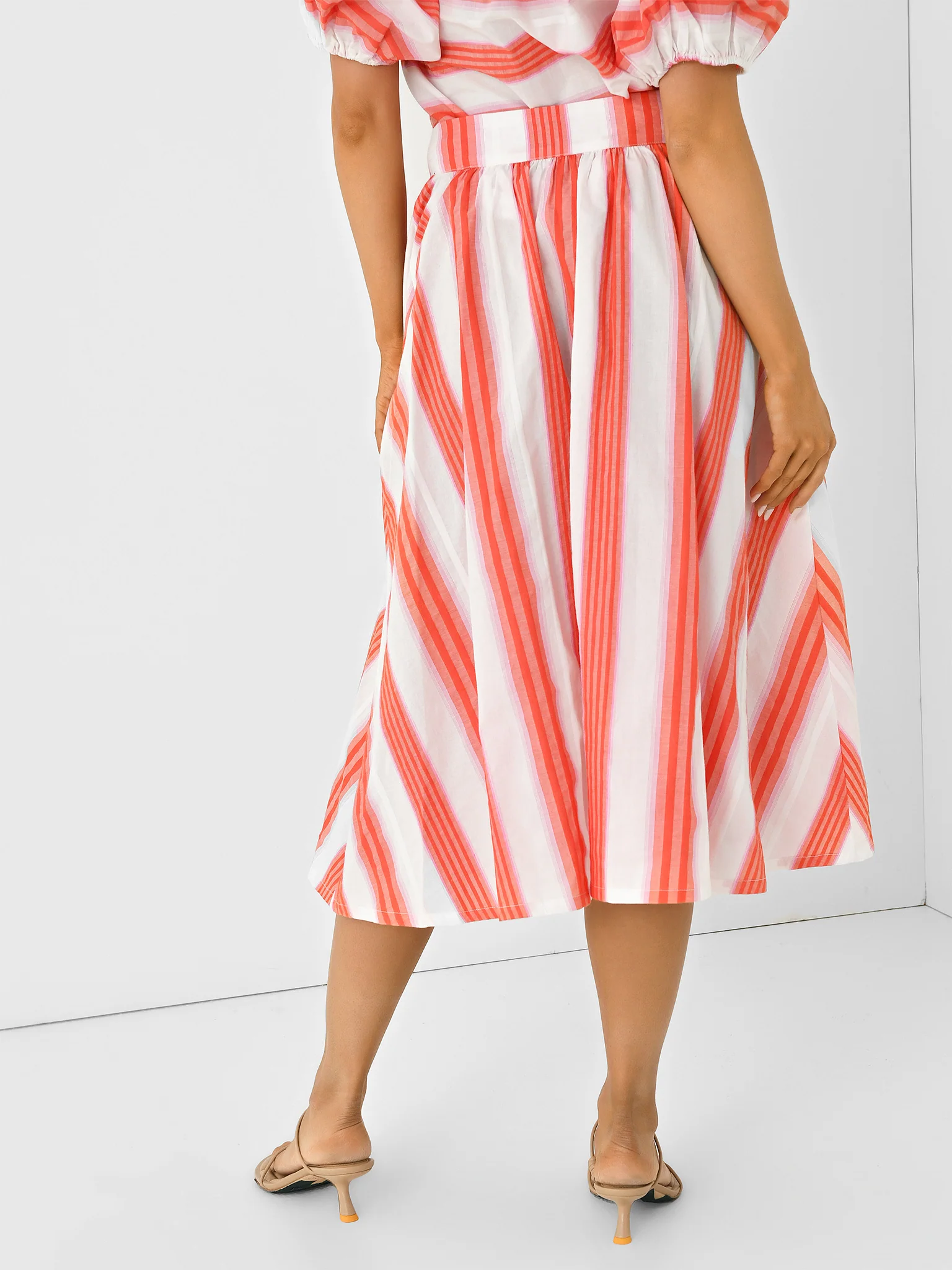 Never A Wallflower Women's Button-Down Skirt - Image 4