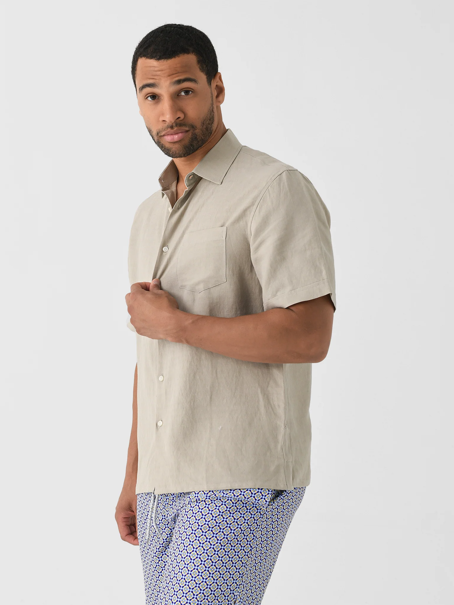 Nicoló Men's Short Sleeve Camp Shirt - Image 9