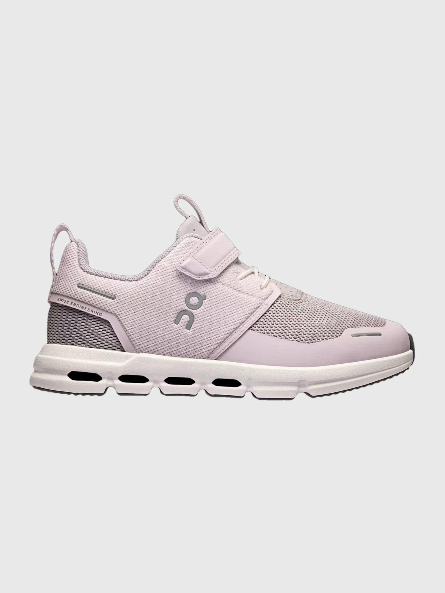 ON Kids' Cloud Play Sneaker - Image 9