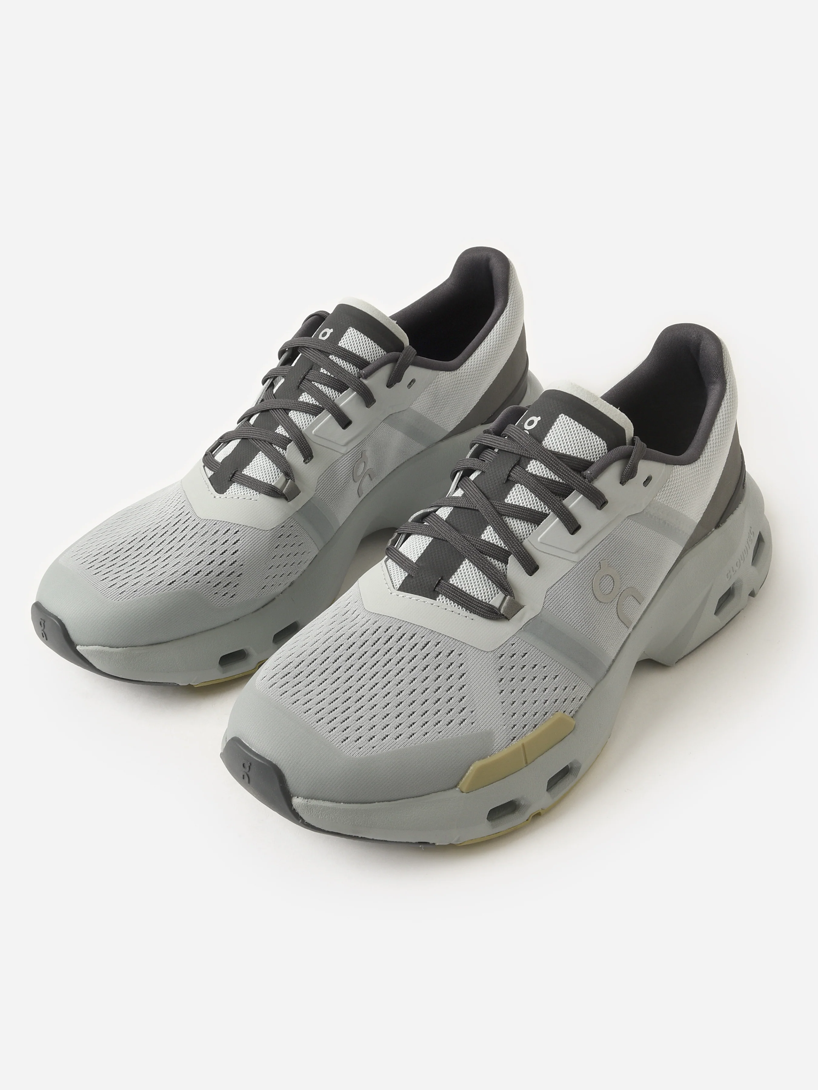 ON Men's Cloudpulse Sneaker