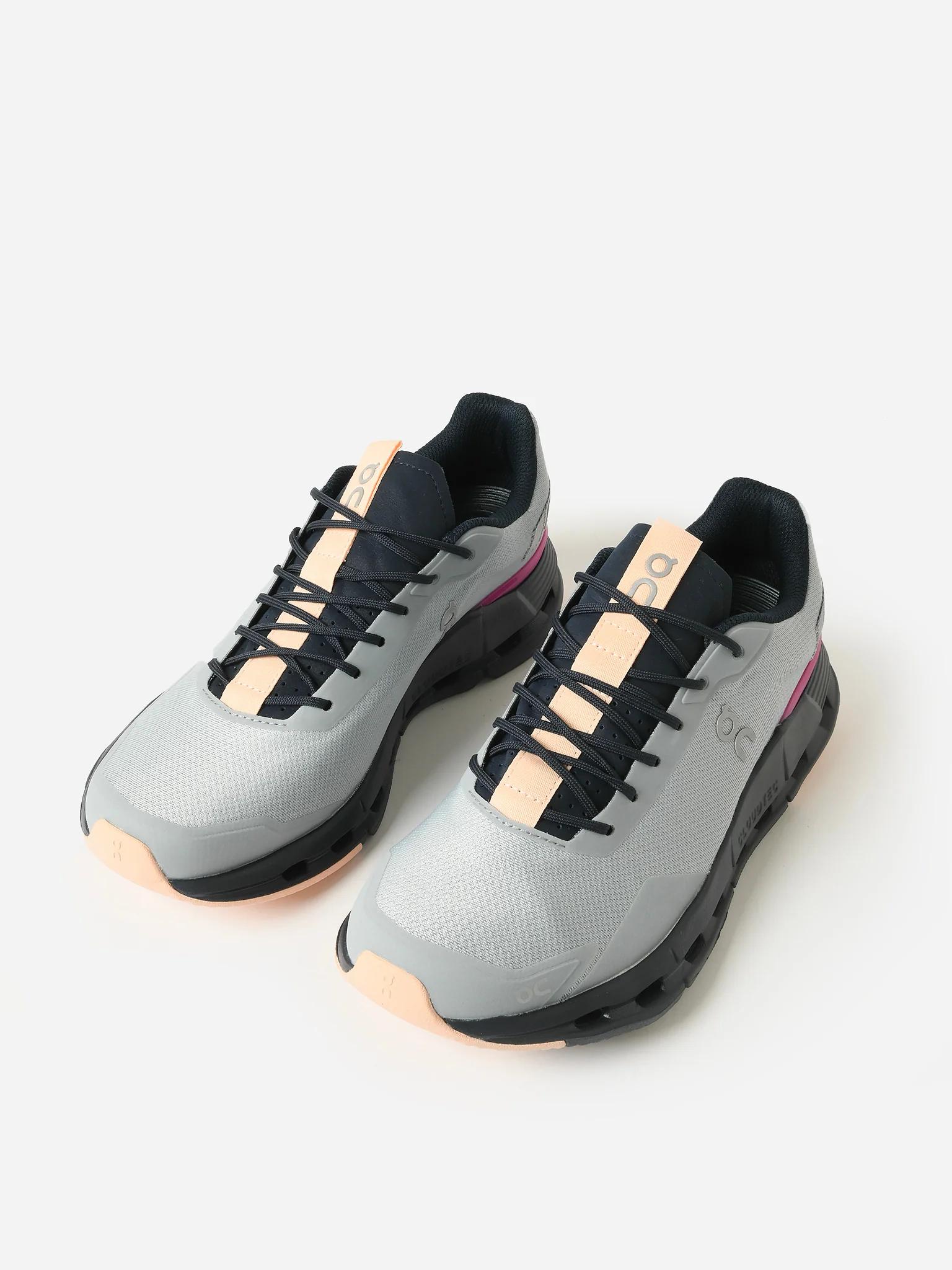 ON Women's Cloudnova Form Sneaker - Image 5