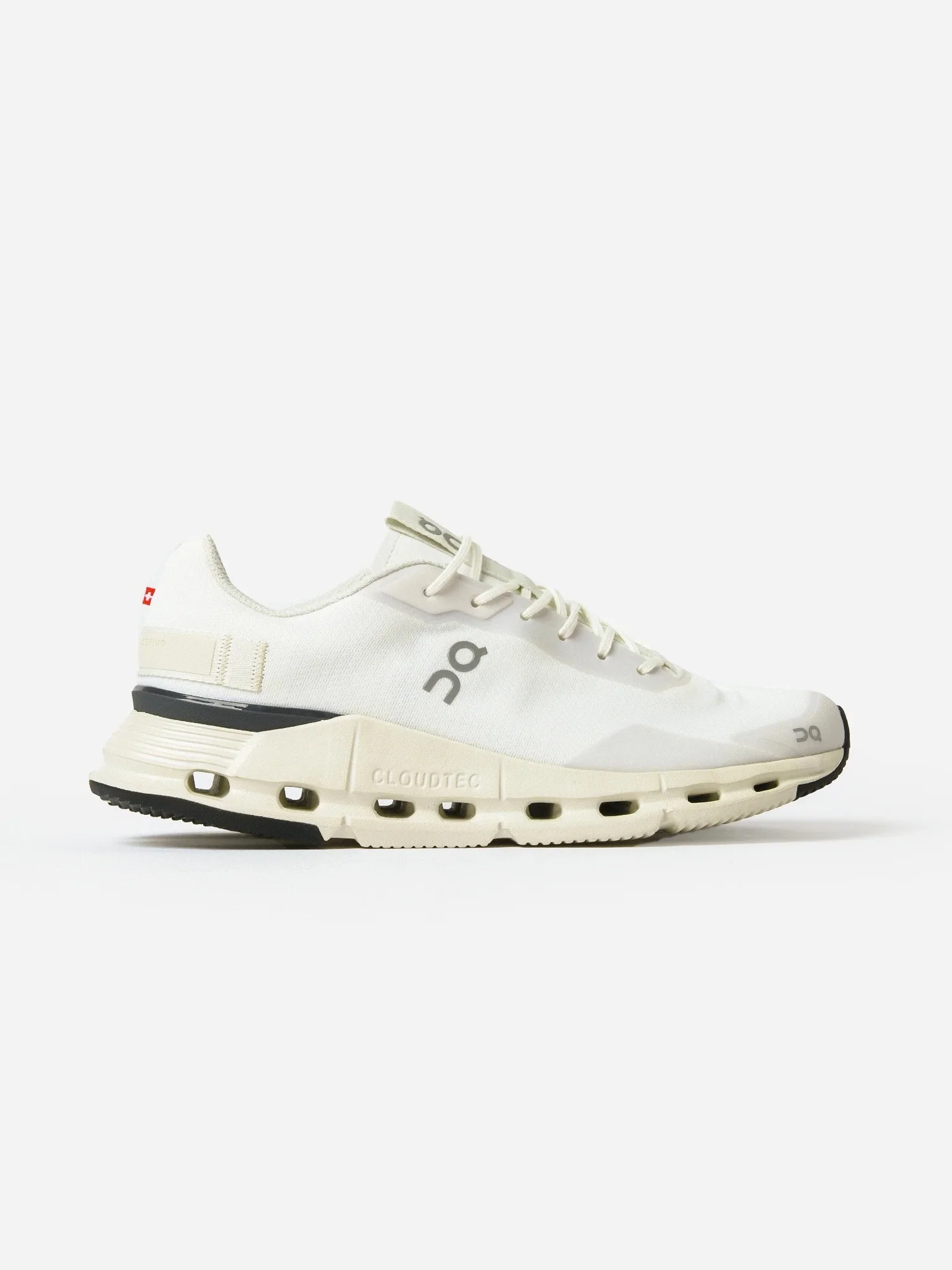 ON Women's Cloudnova Form Sneaker - Image 8