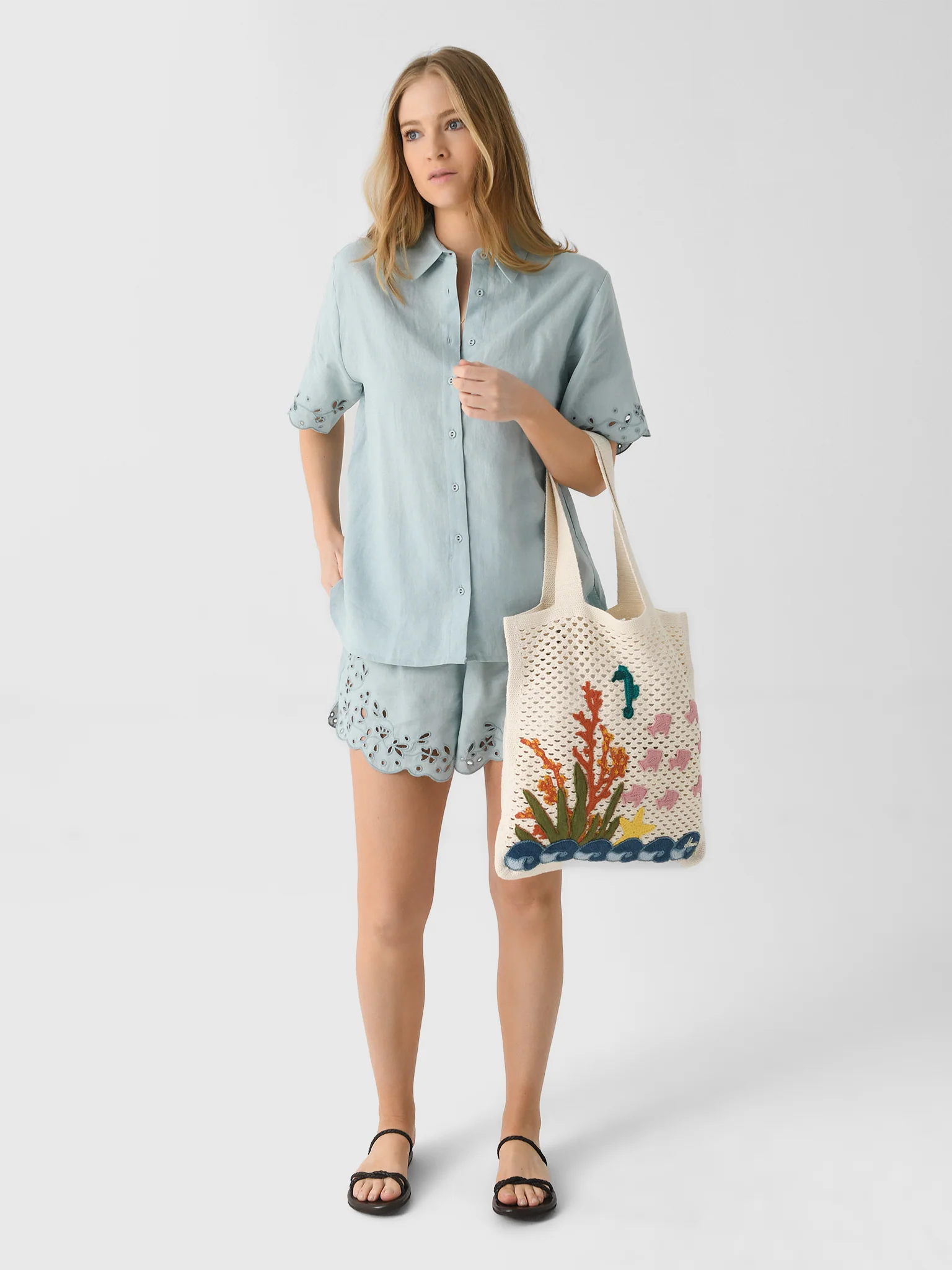 Peony Women's Memoir Embroidered Shirt - Image 3