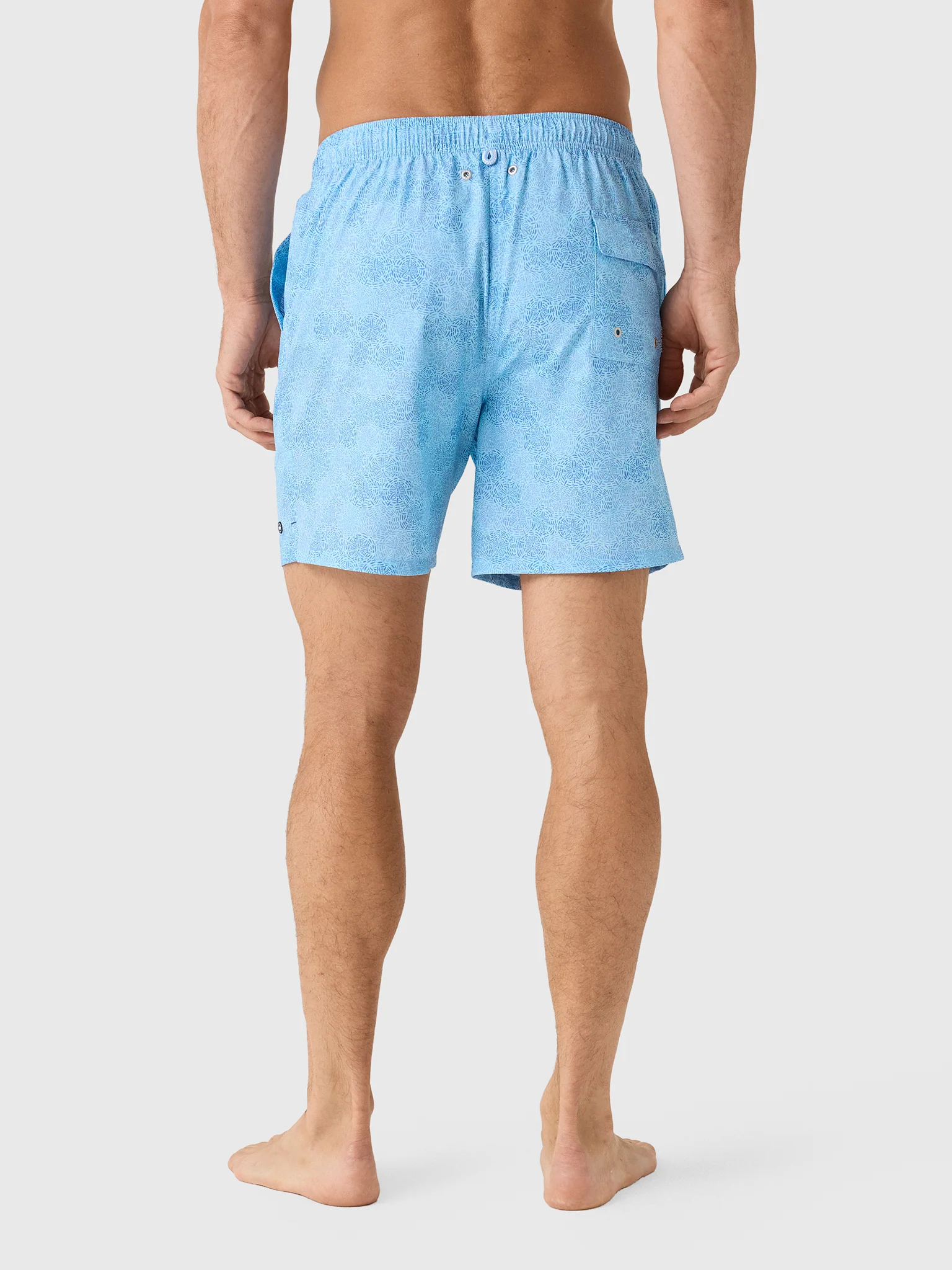 Peter Millar Crown Men's Sand Dollars Swim Trunk - Image 4
