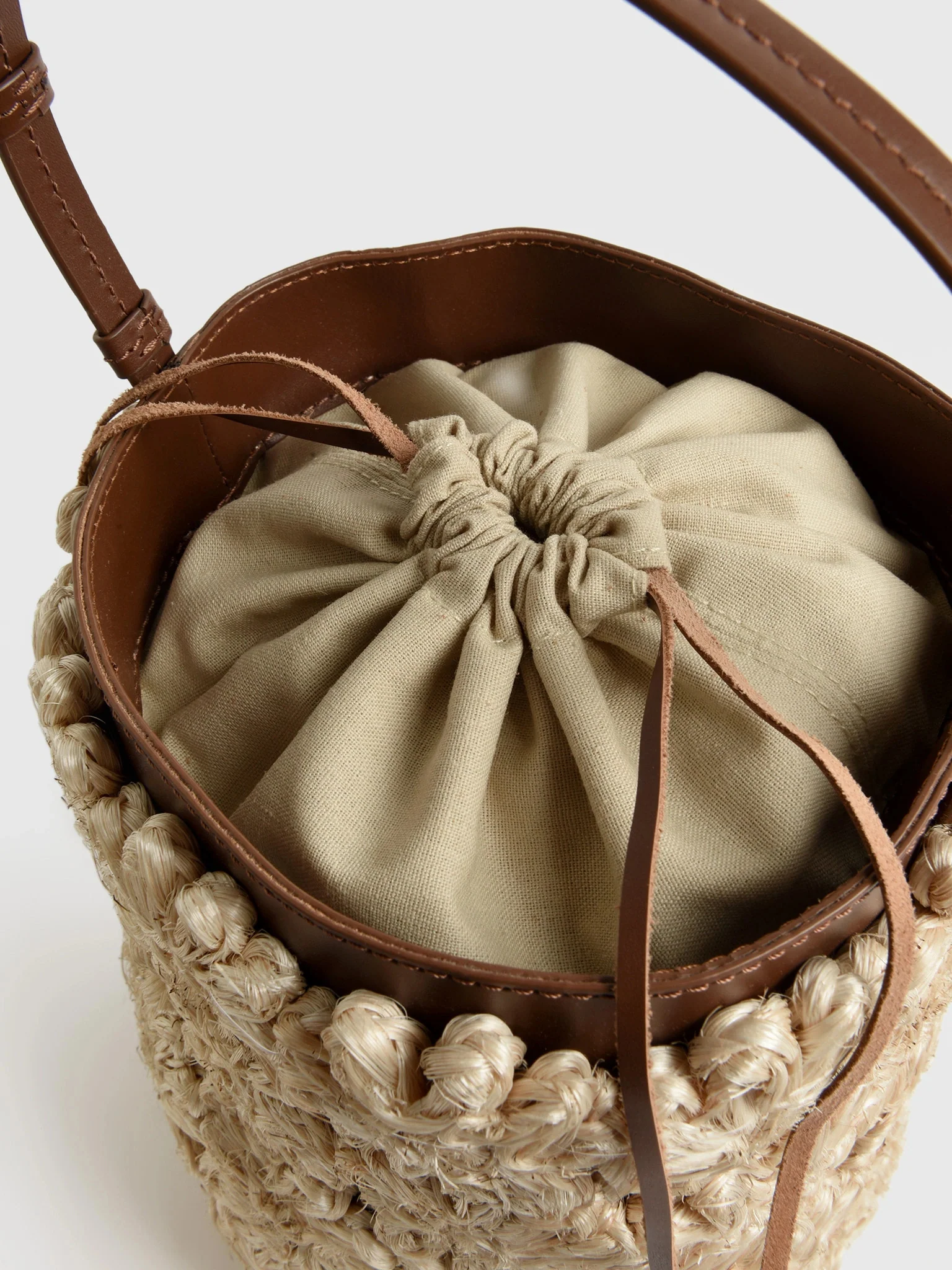 Poolside The Ravello Floral Bucket Bag - Image 4