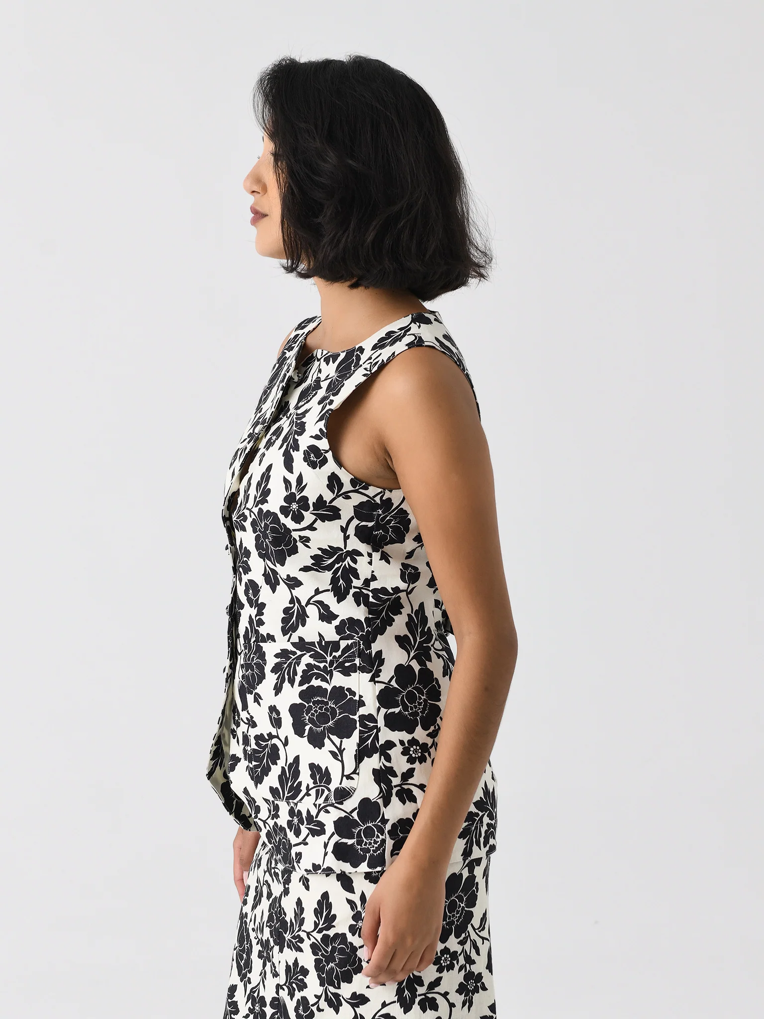 Posse Women's Romeo Vest - Image 3