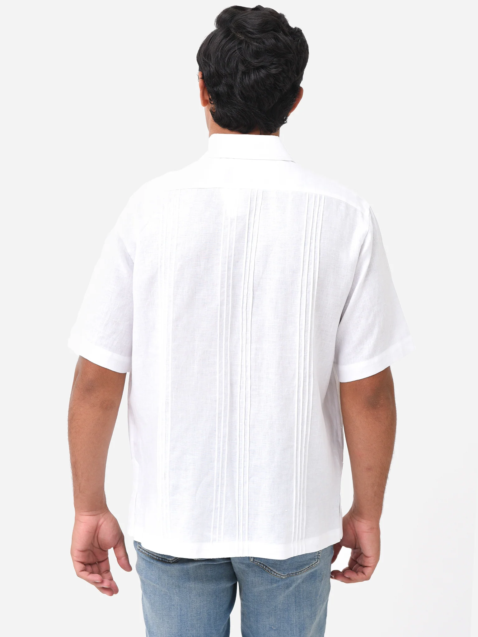 Centuria Men's Short Sleeve Greek Key Guayabera Shirt - Image 7