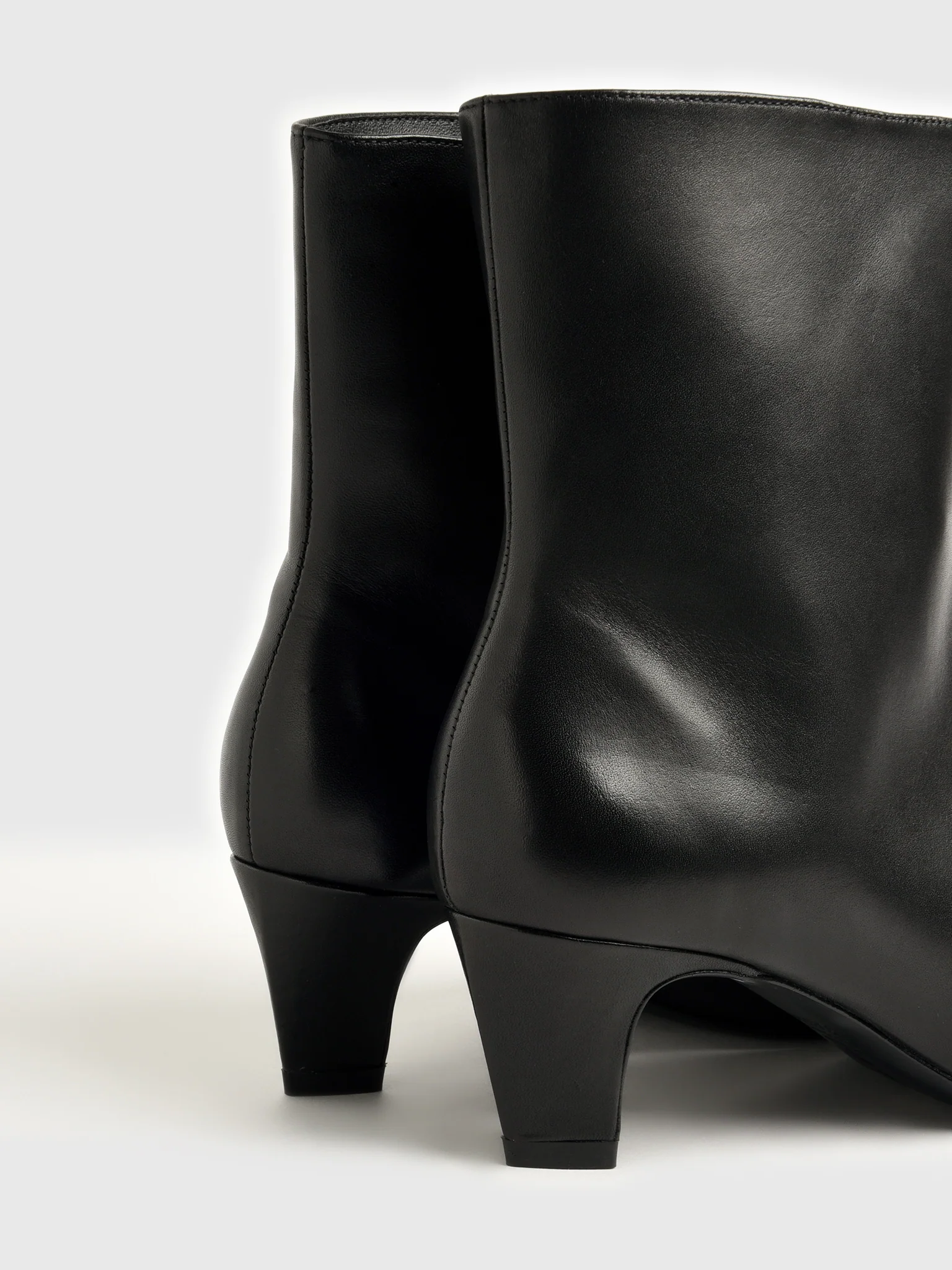 Schutz Women's Dellia Leather Bootie - Image 3