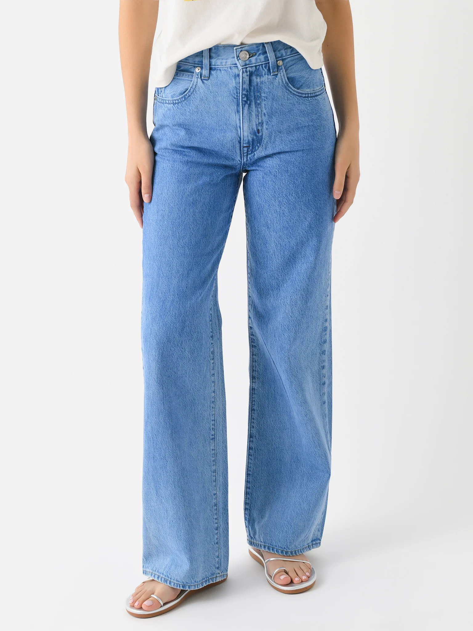SLVRLAKE Women's Grace Wide Leg Jean - Image 17