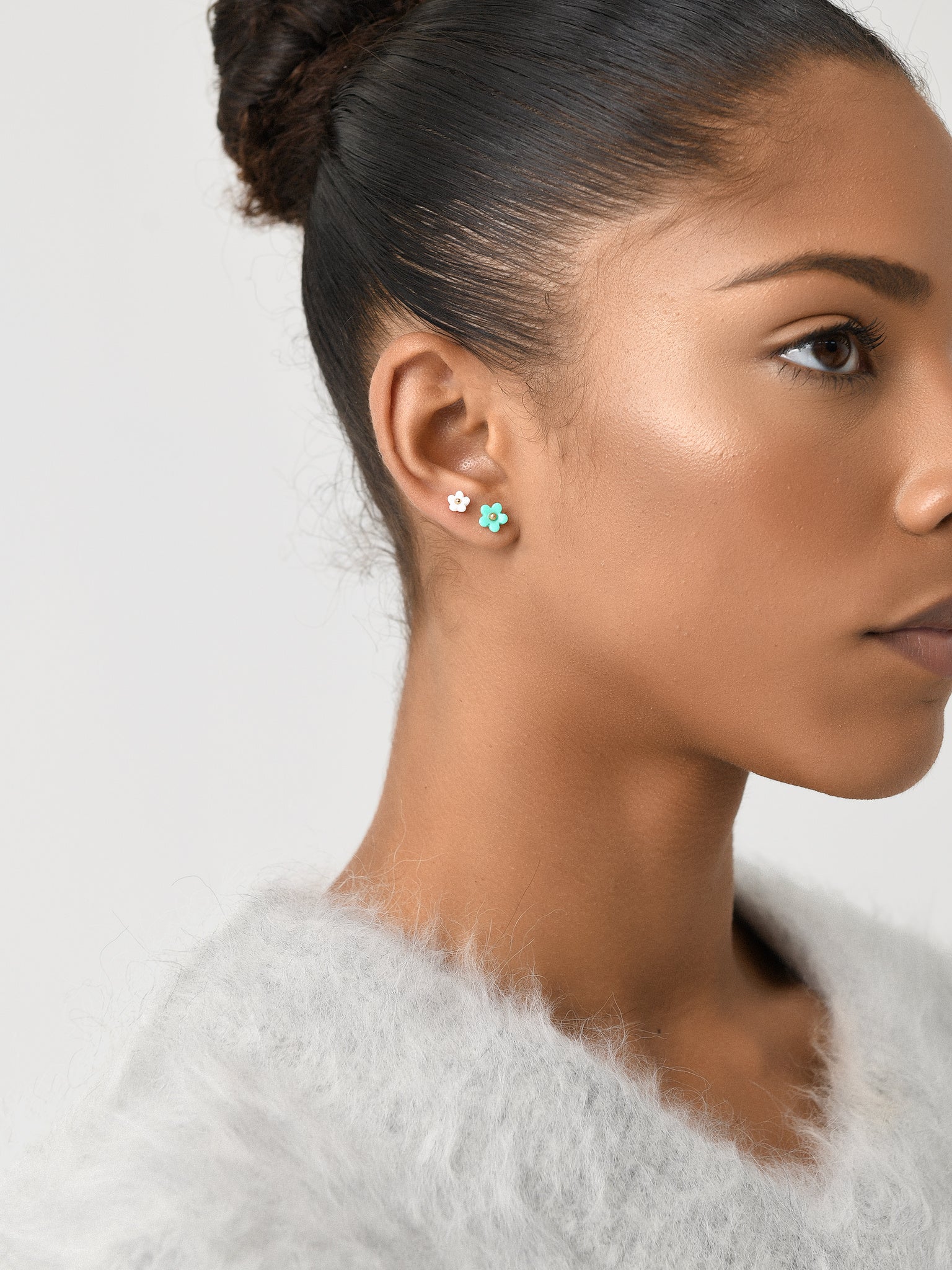 TAI Flower Stud Earrings Set - Image 4