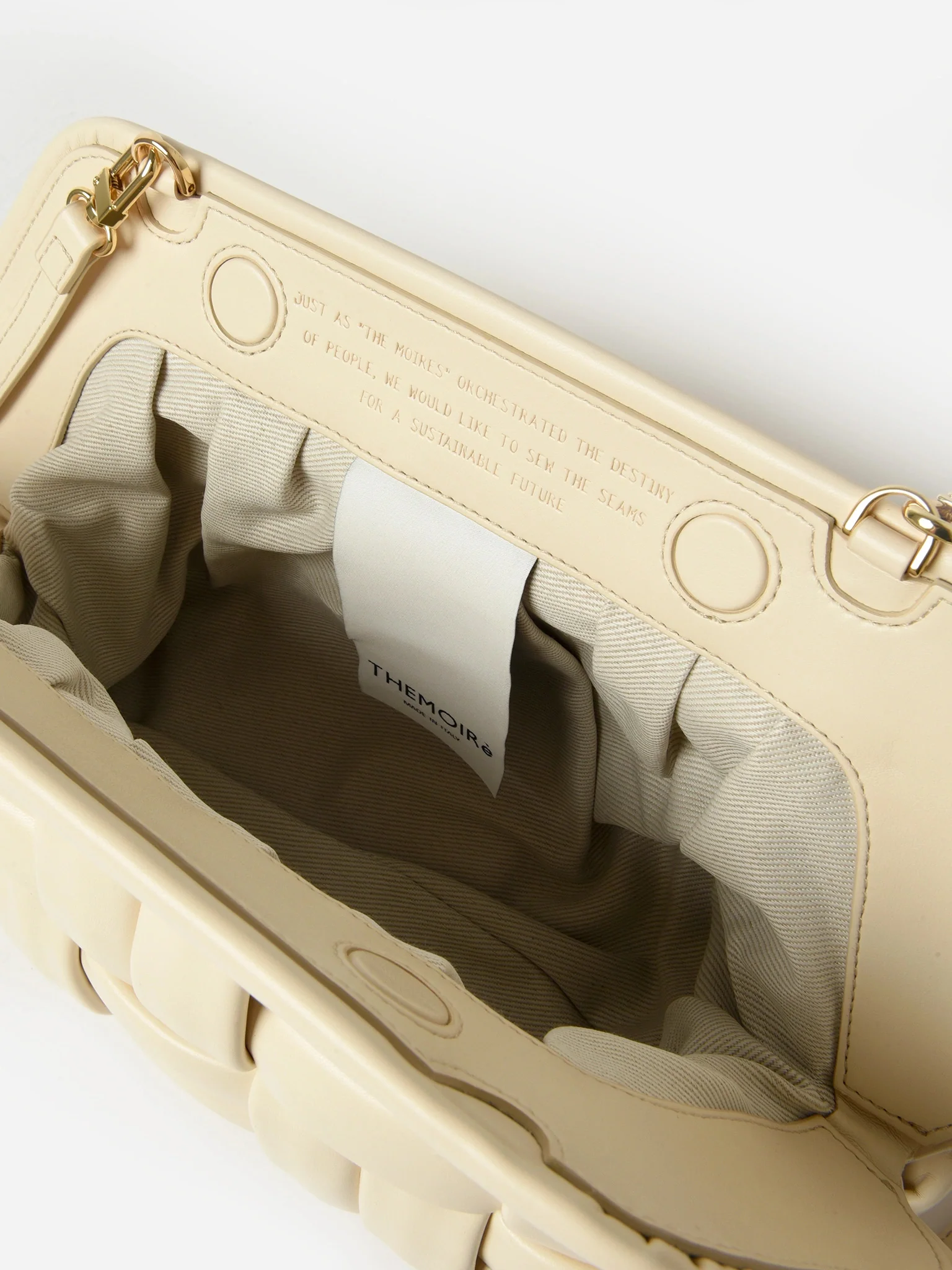 THEMOIRe Bios Weaved Clutch - Image 4