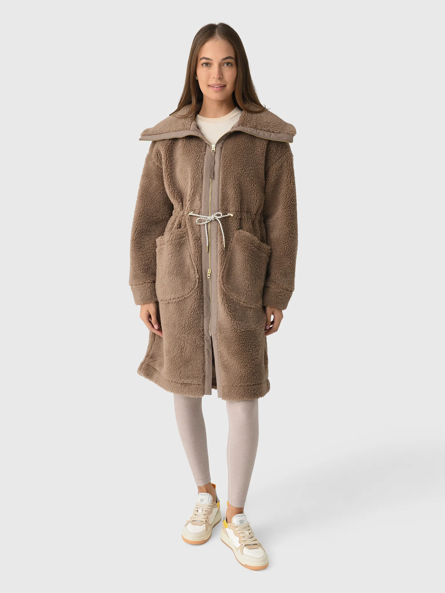 Varley Women's Logan Sherpa Coat - Image 2