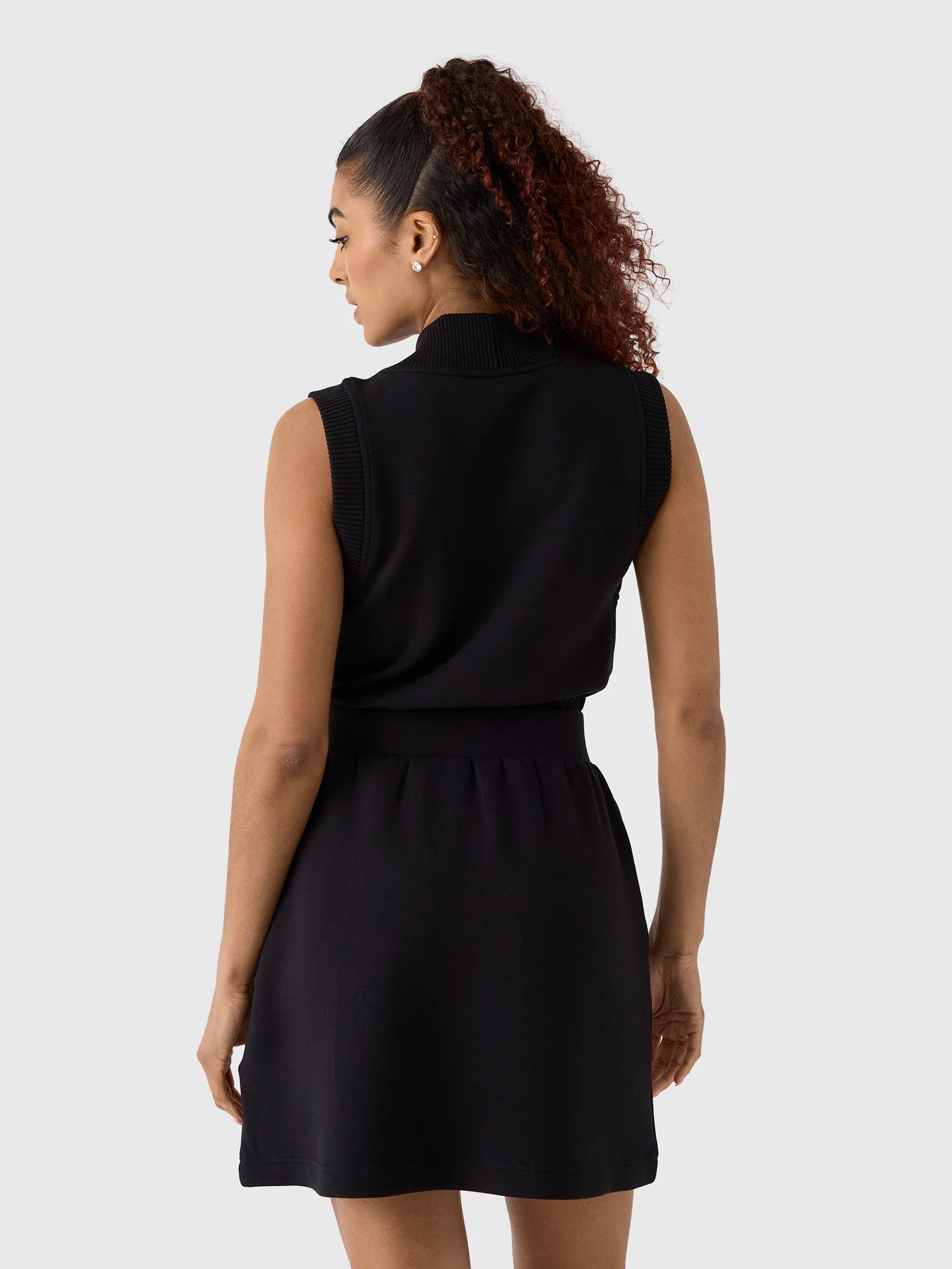 Varley Women's Polyanna Half-Zip Dress - Image 4