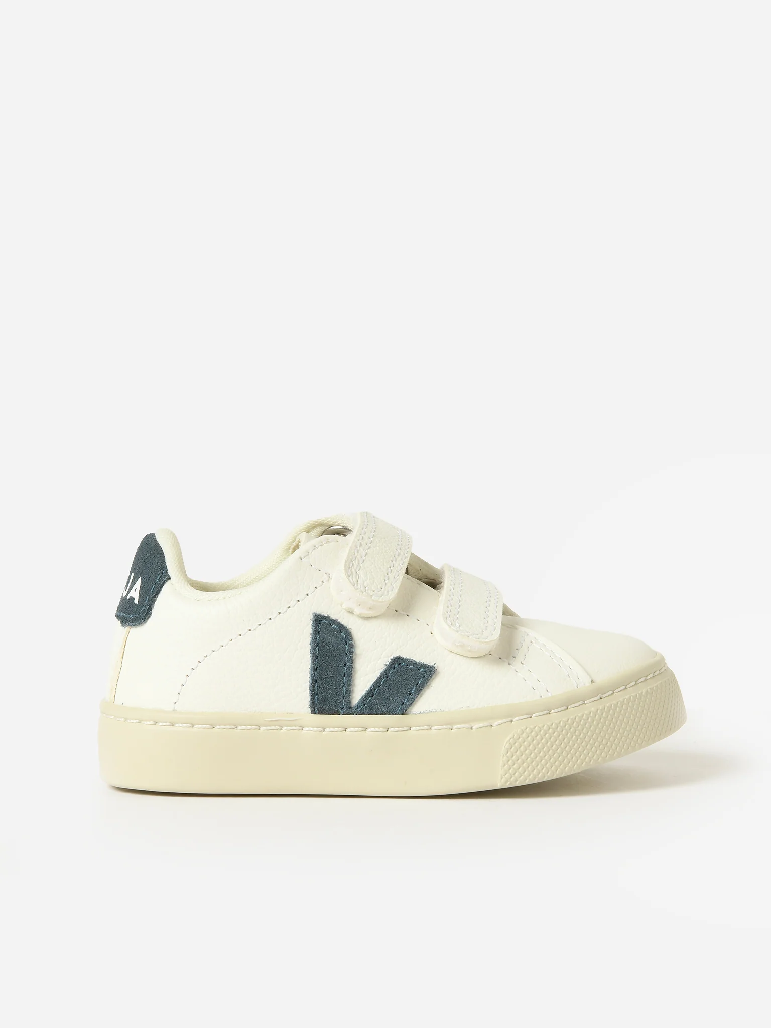 VEJA Kids' Small Esplar Chromefree Leather Sneaker - Image 5