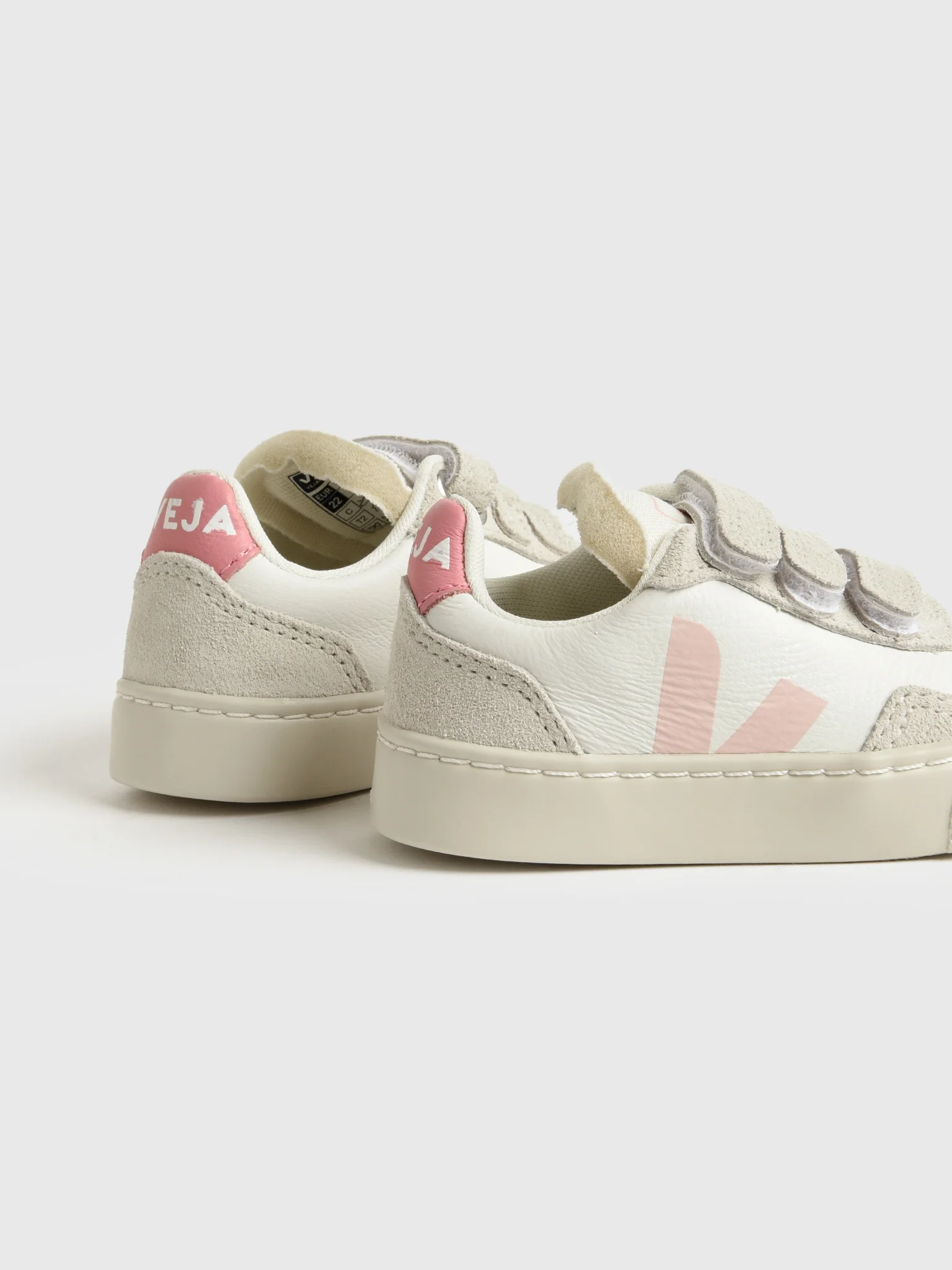 VEJA Kids' Small V-90 Leather Sneaker - Image 4