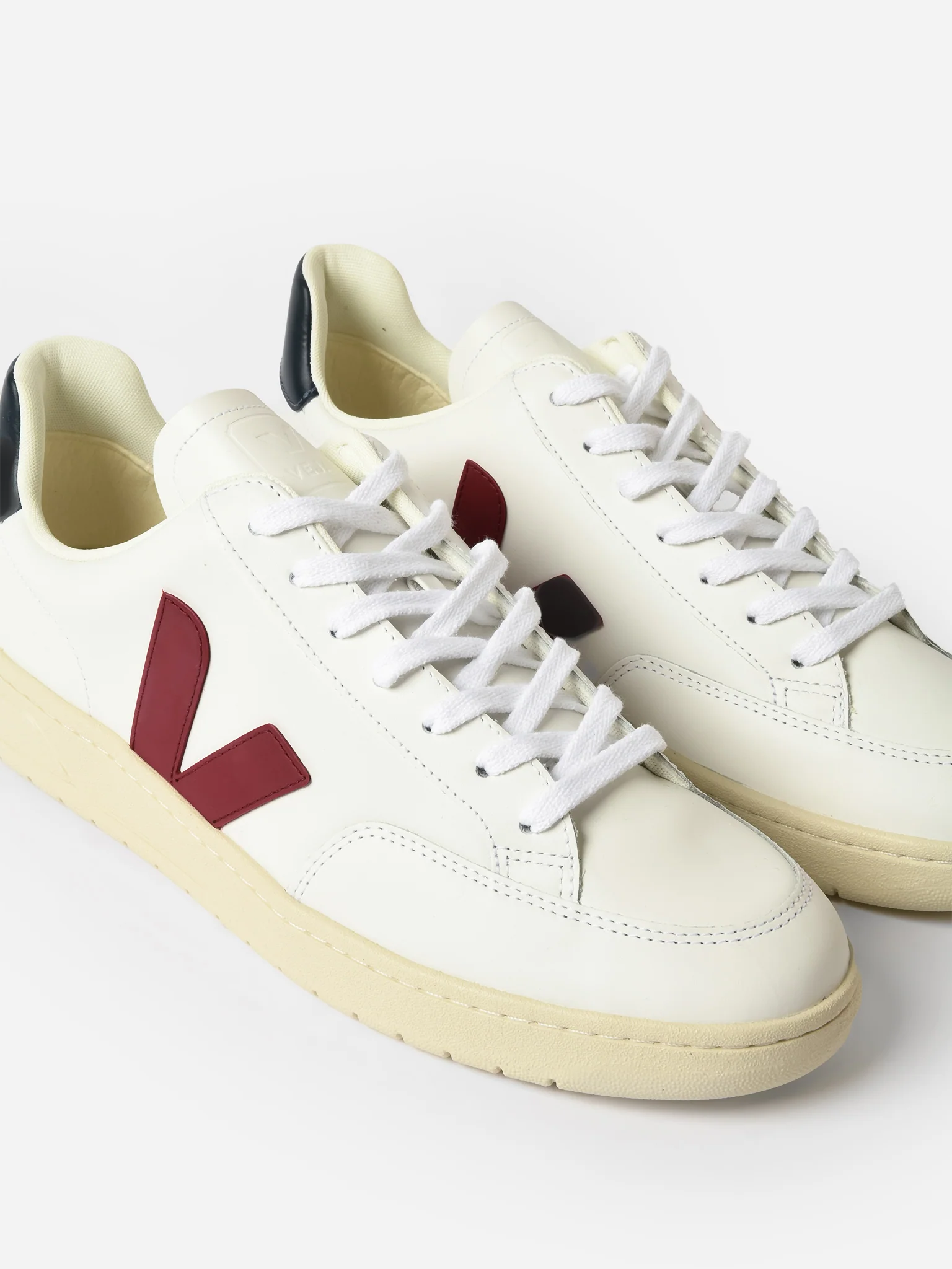 VEJA Men's V-12 Leather Sneaker - Image 3