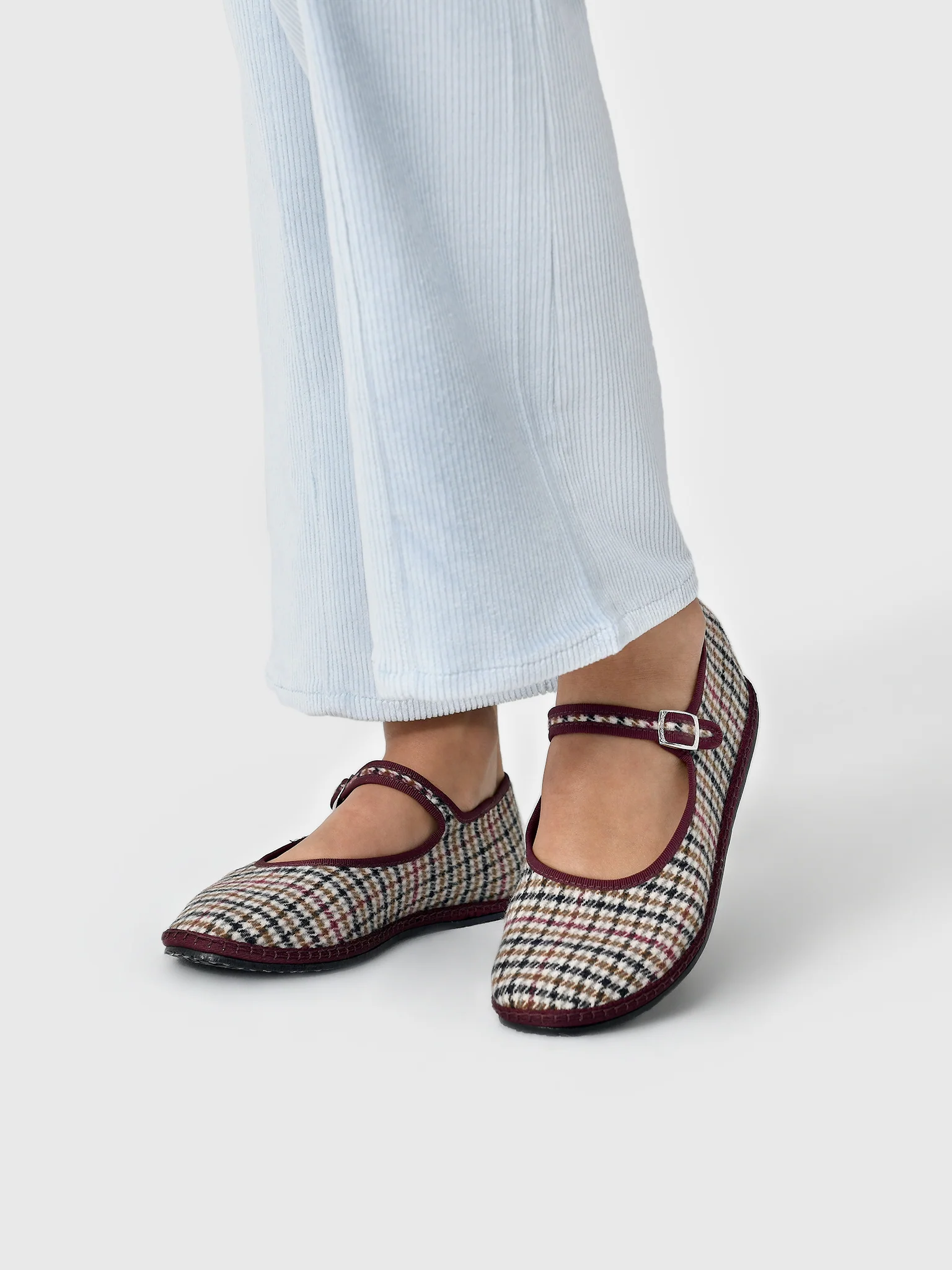 Vibi Venezia Women's Mary Jane Wool Flat - Image 2