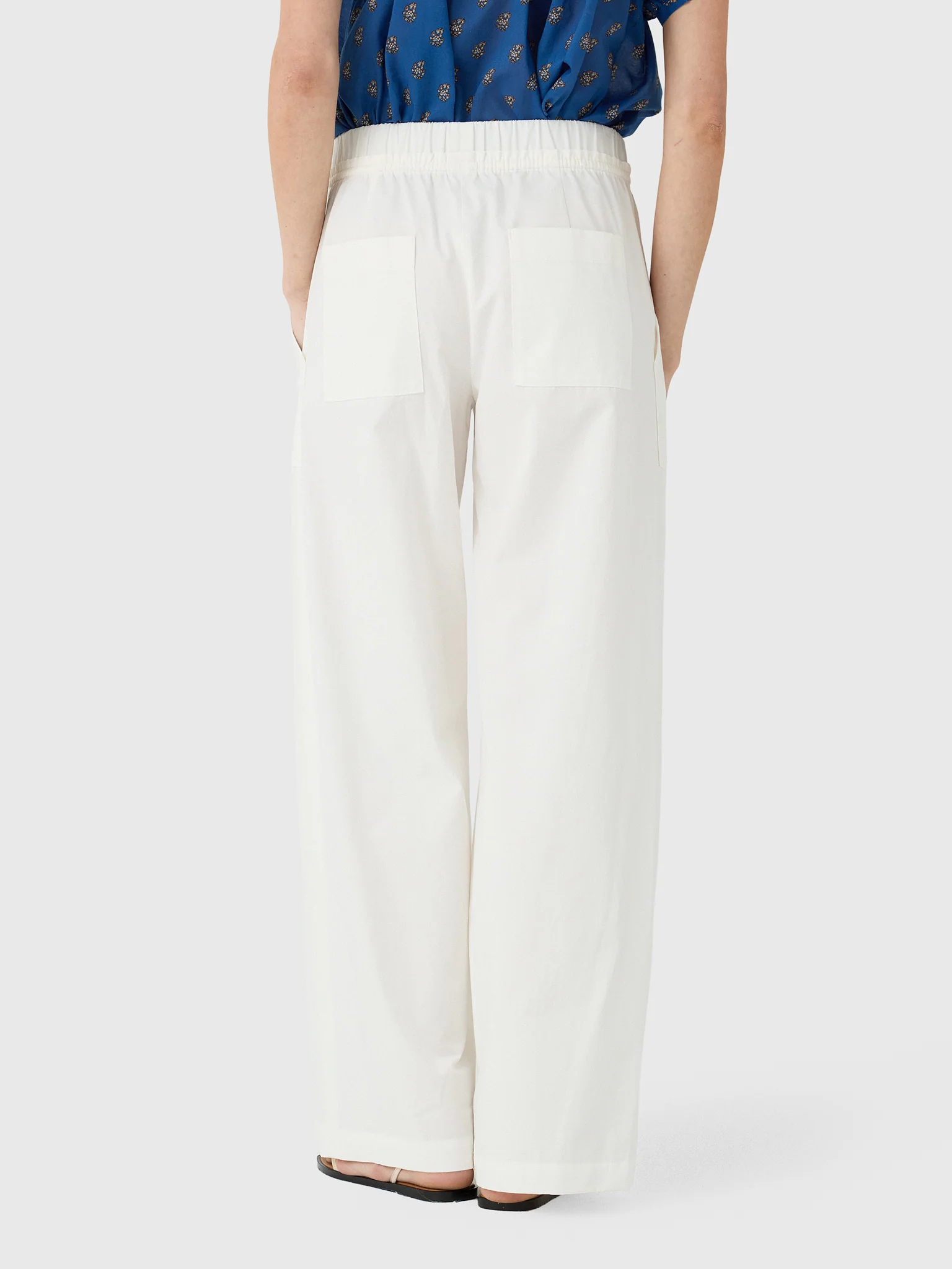 Vince Women's Cotton Double-Waist Drawstring Pant - Image 4