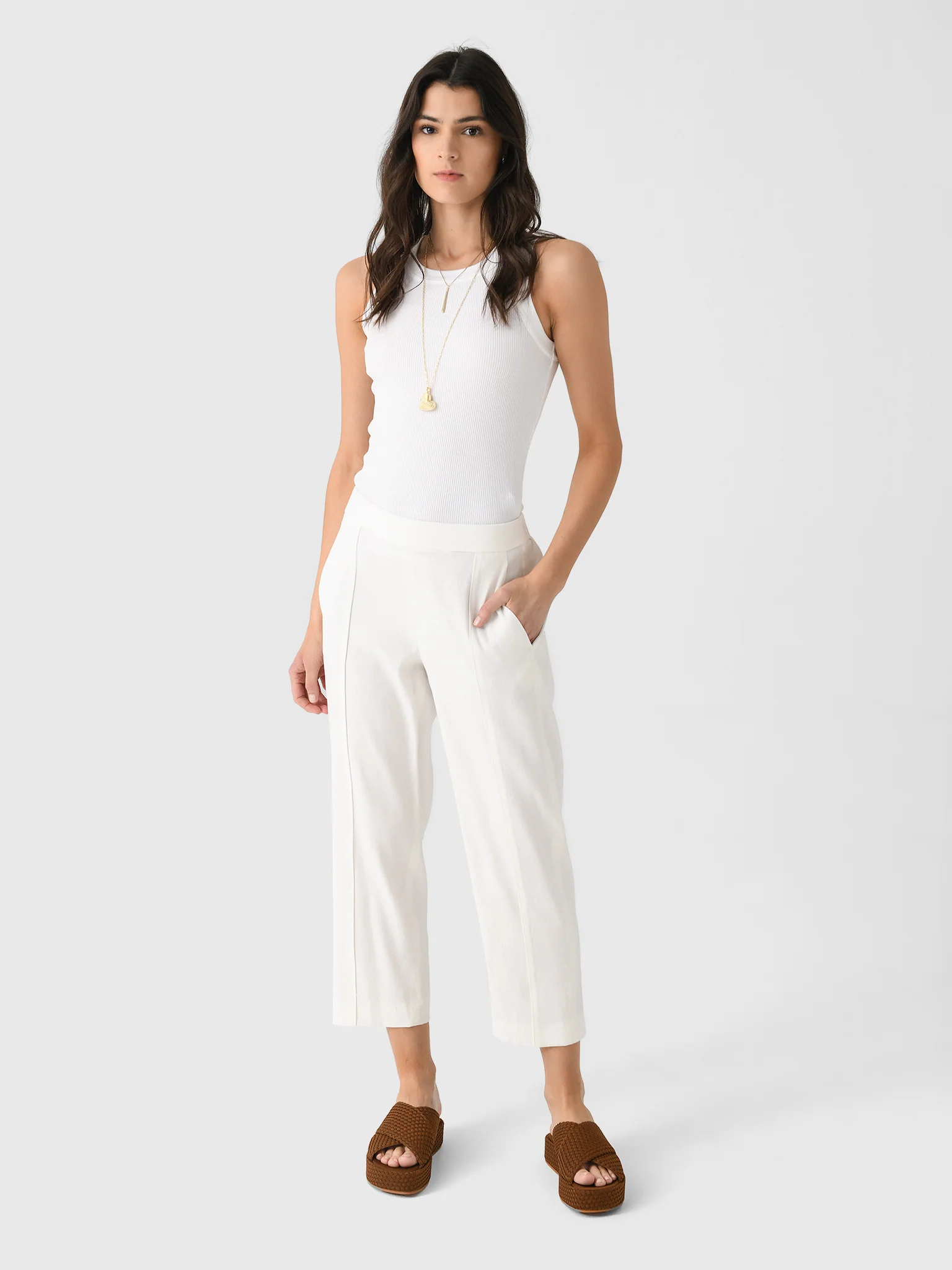 Vince Women's Linen-Blend Tapered Pull-On Pant - Image 2
