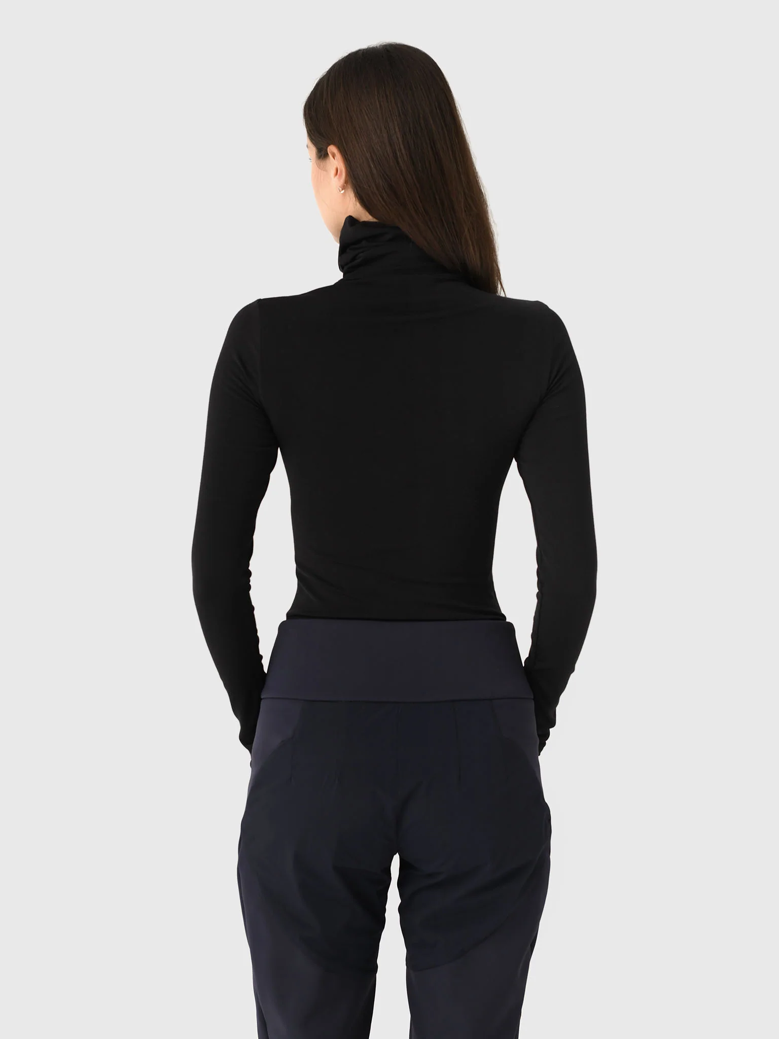 Vonn Women's Emmie Turtleneck Sweater - Image 3