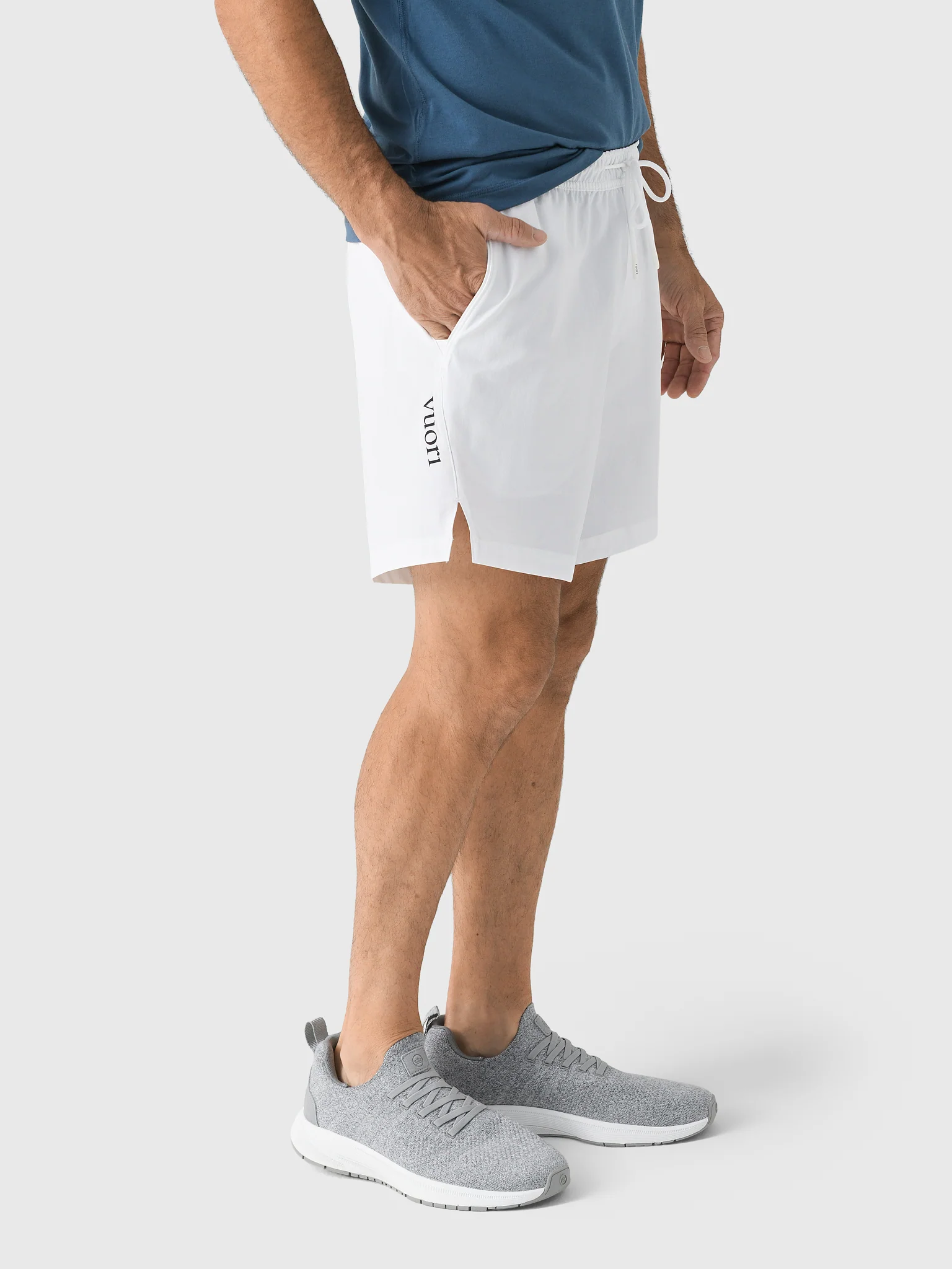 Vuori Men's Crosscourt Unlined 7" Short - Image 4