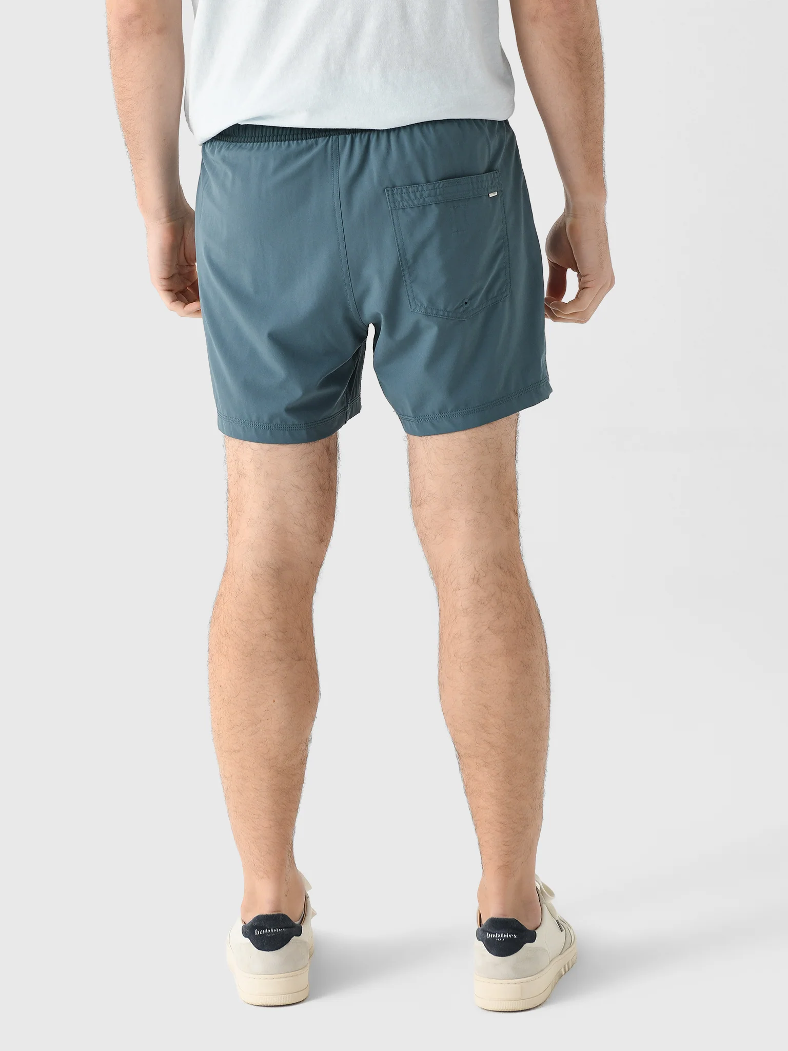 Vuori Men's Kore 5" Short - Image 13