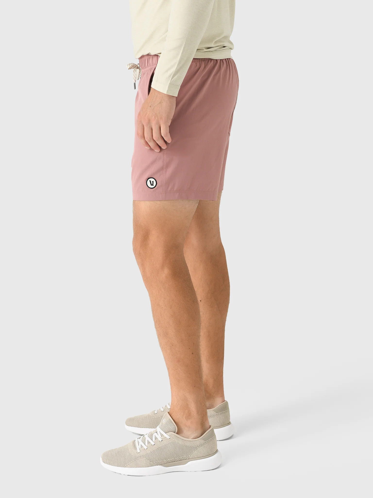 Vuori Men's Kore 5" Short - Image 19