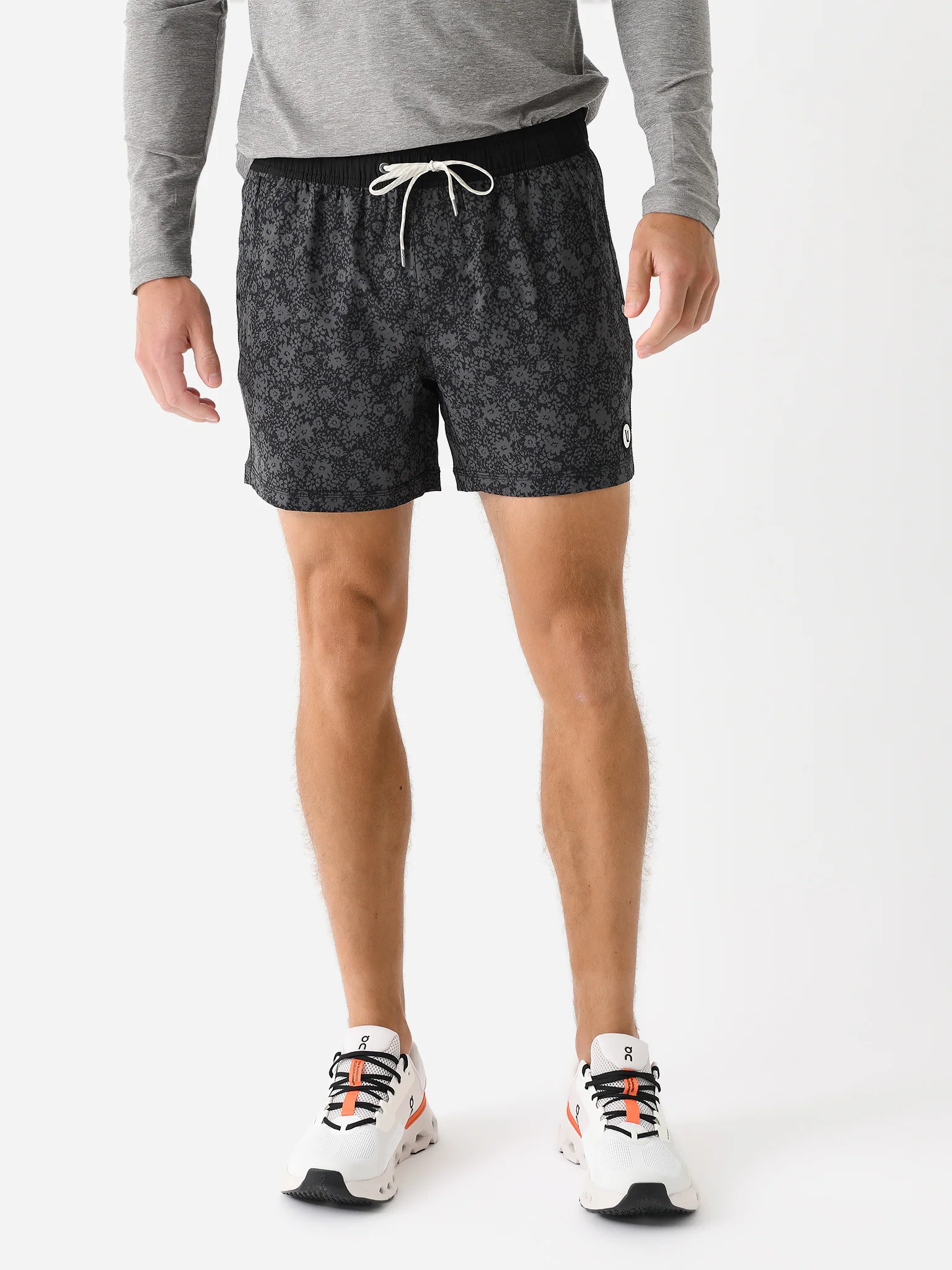 Vuori Men's Kore 5" Short - Image 22