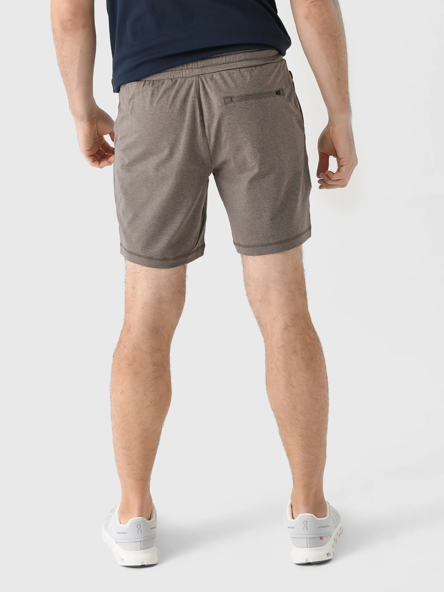 Vuori Men's Ponto Performance 7" Short - Image 19