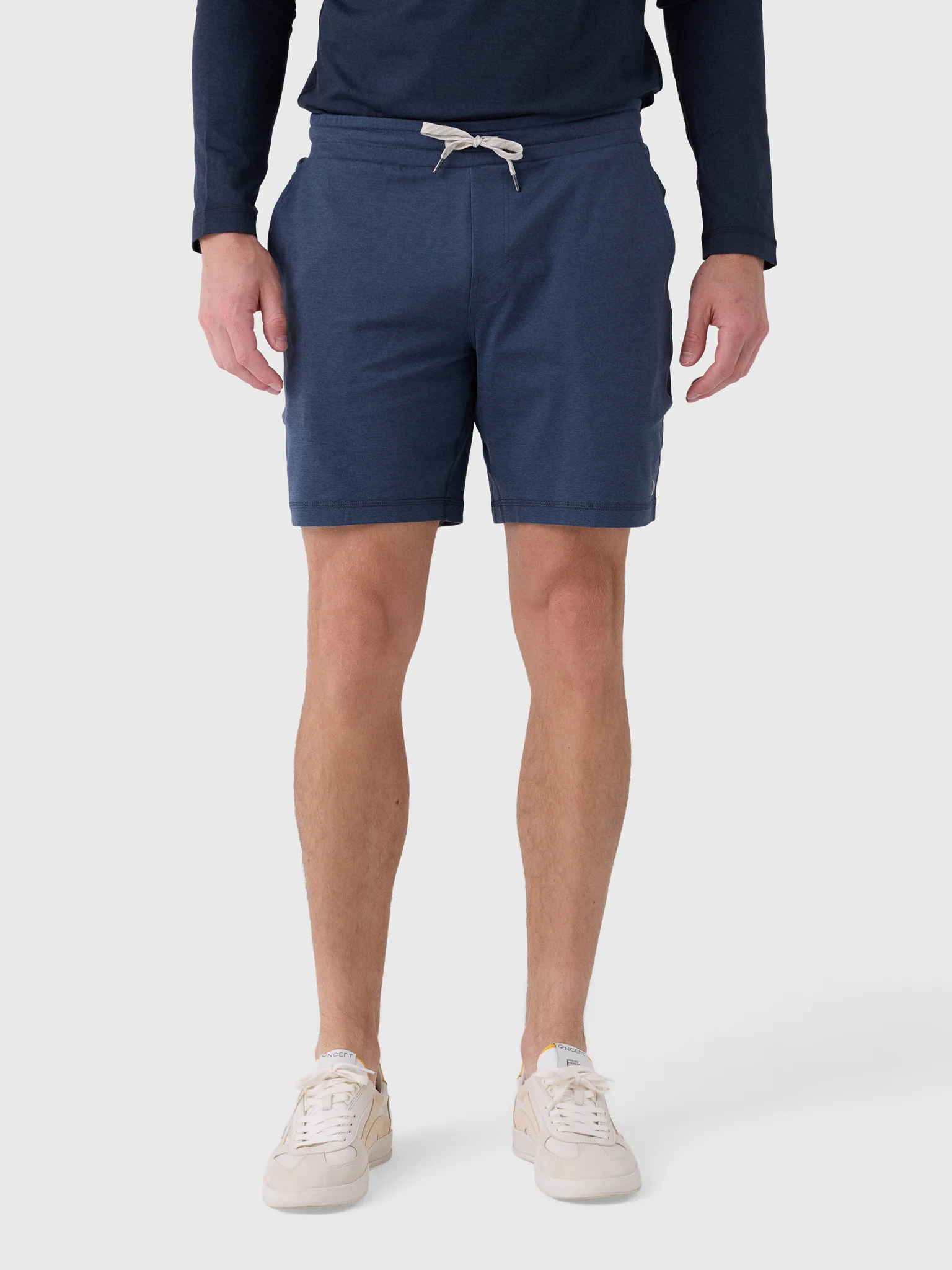 Vuori Men's Ponto Performance 7" Short - Image 6
