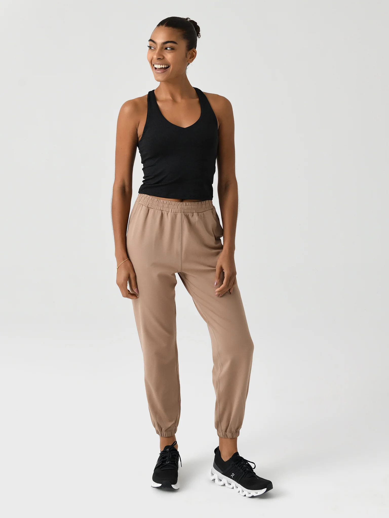 Vuori Women's Boyfriend Jogger - Image 2