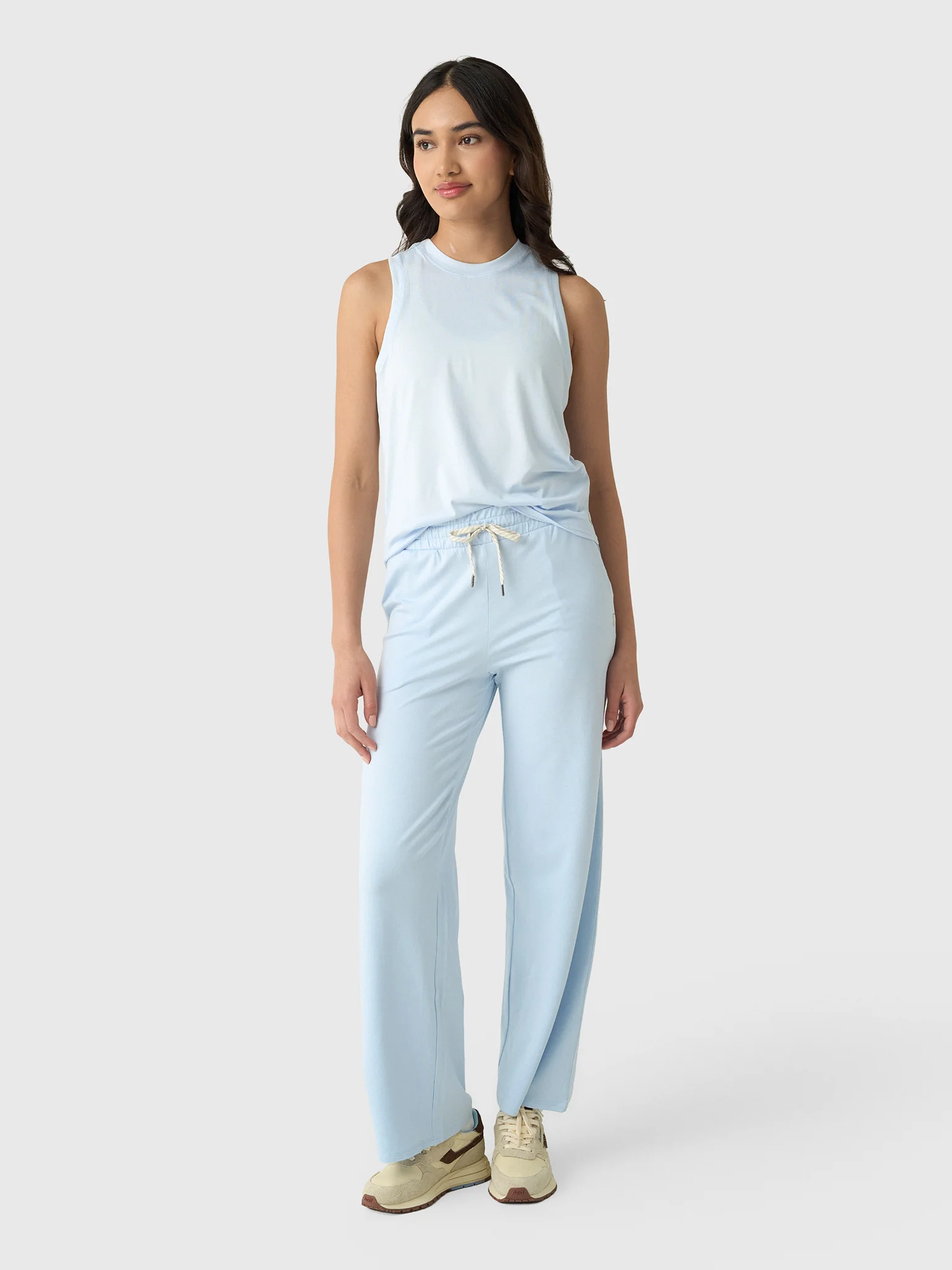 Vuori Women's Long Energy Top - Image 2